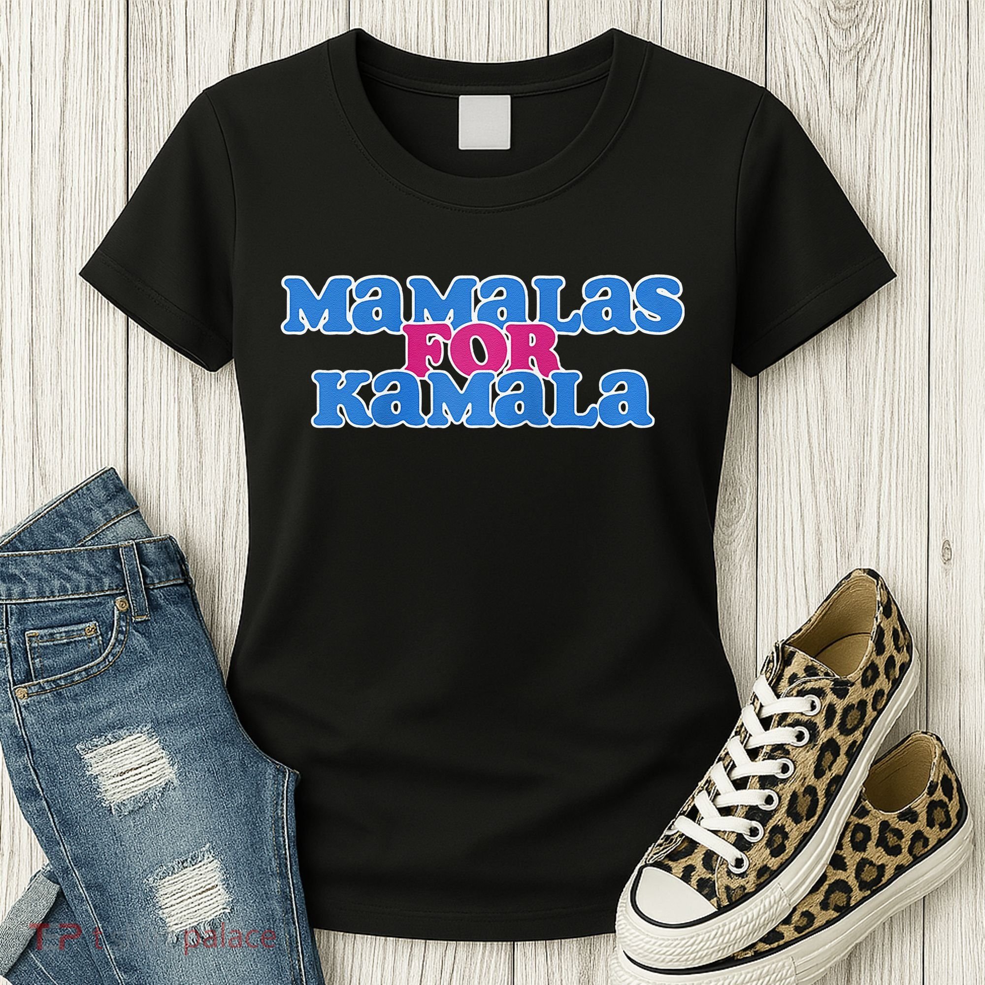 Mamalas For Kamala This Mamala Voting For Kamala Raglan Women's T-Shirt