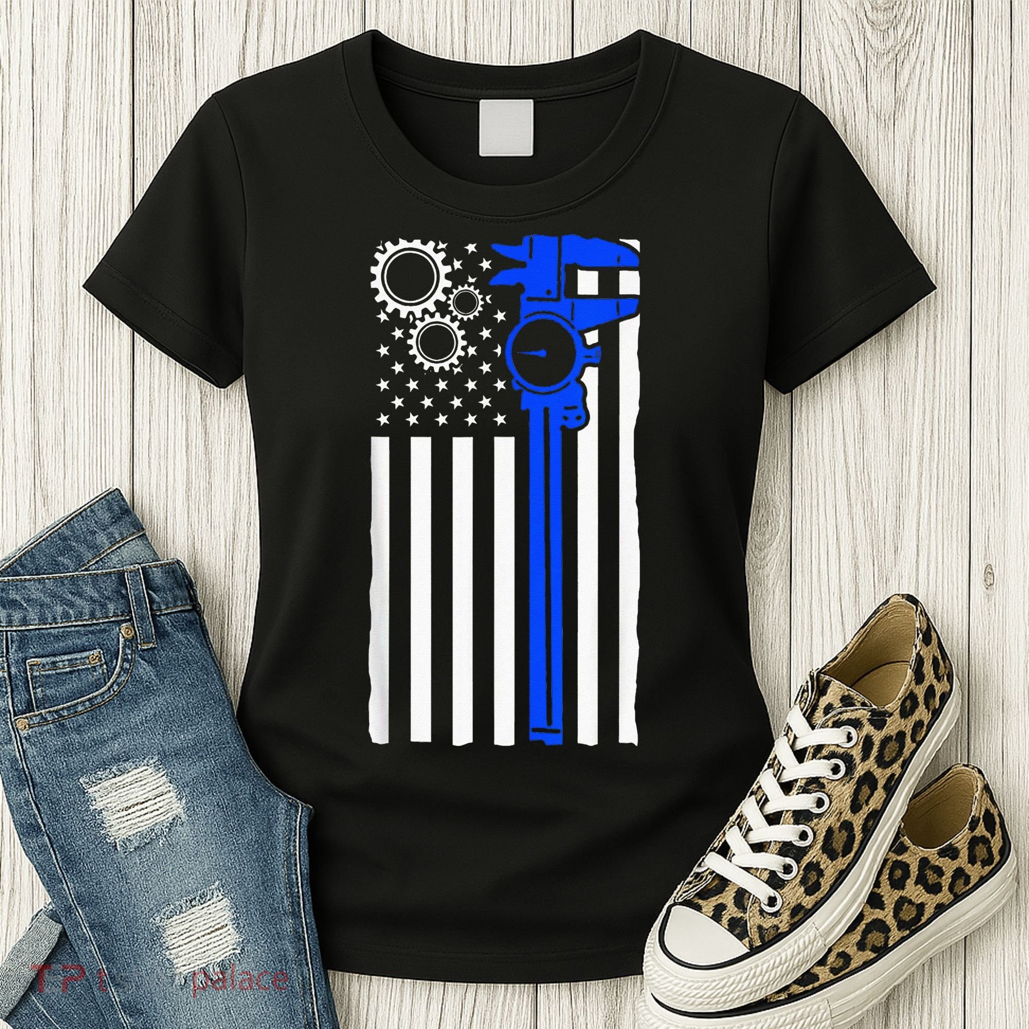 Machinist Flag Tools CNC Machine Operator Machining Women's T-Shirt