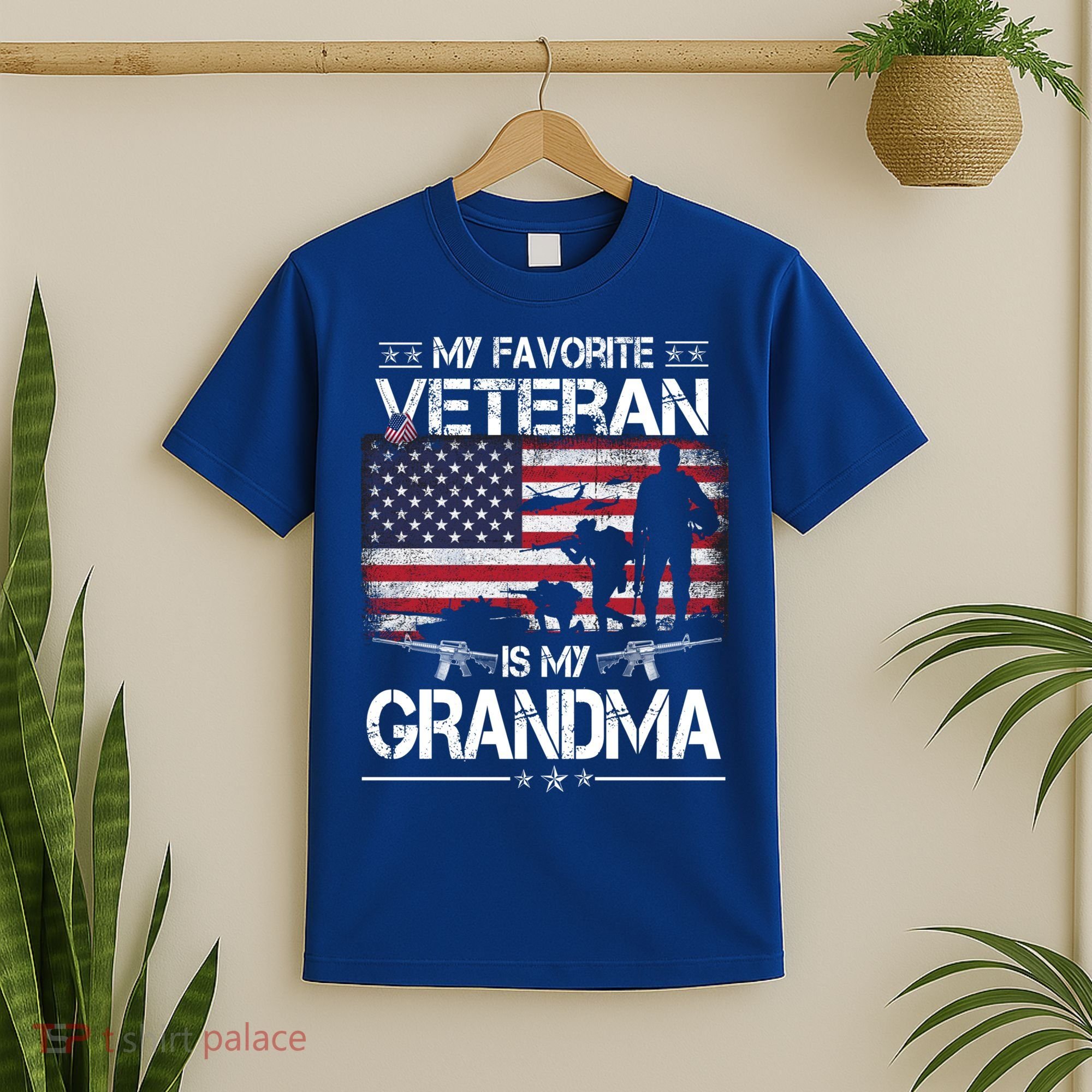 My Favorite Veteran Is My Grandma Cool Gift Flag Mother Veterans Day Funny Gift T-Shirt