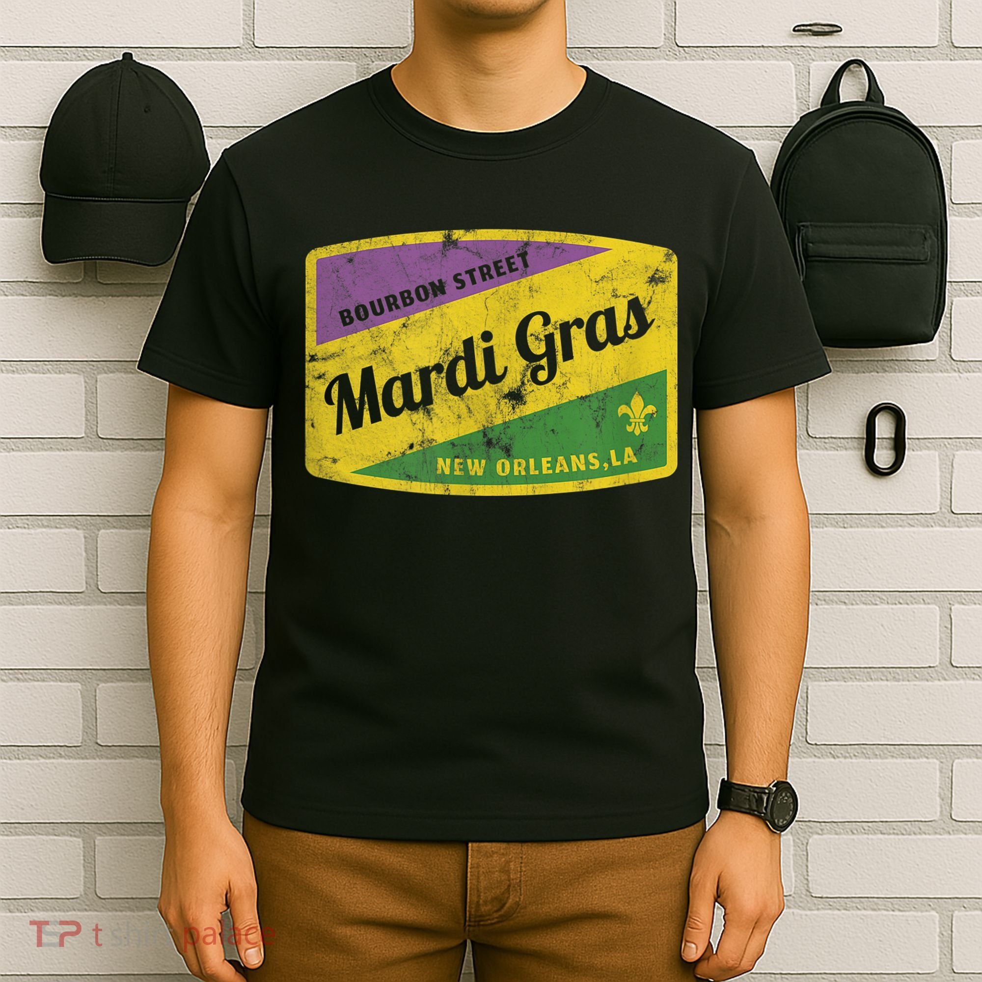 Mardi Gras Bourbon Street & New Orleans Retro Gift T-Shirt
