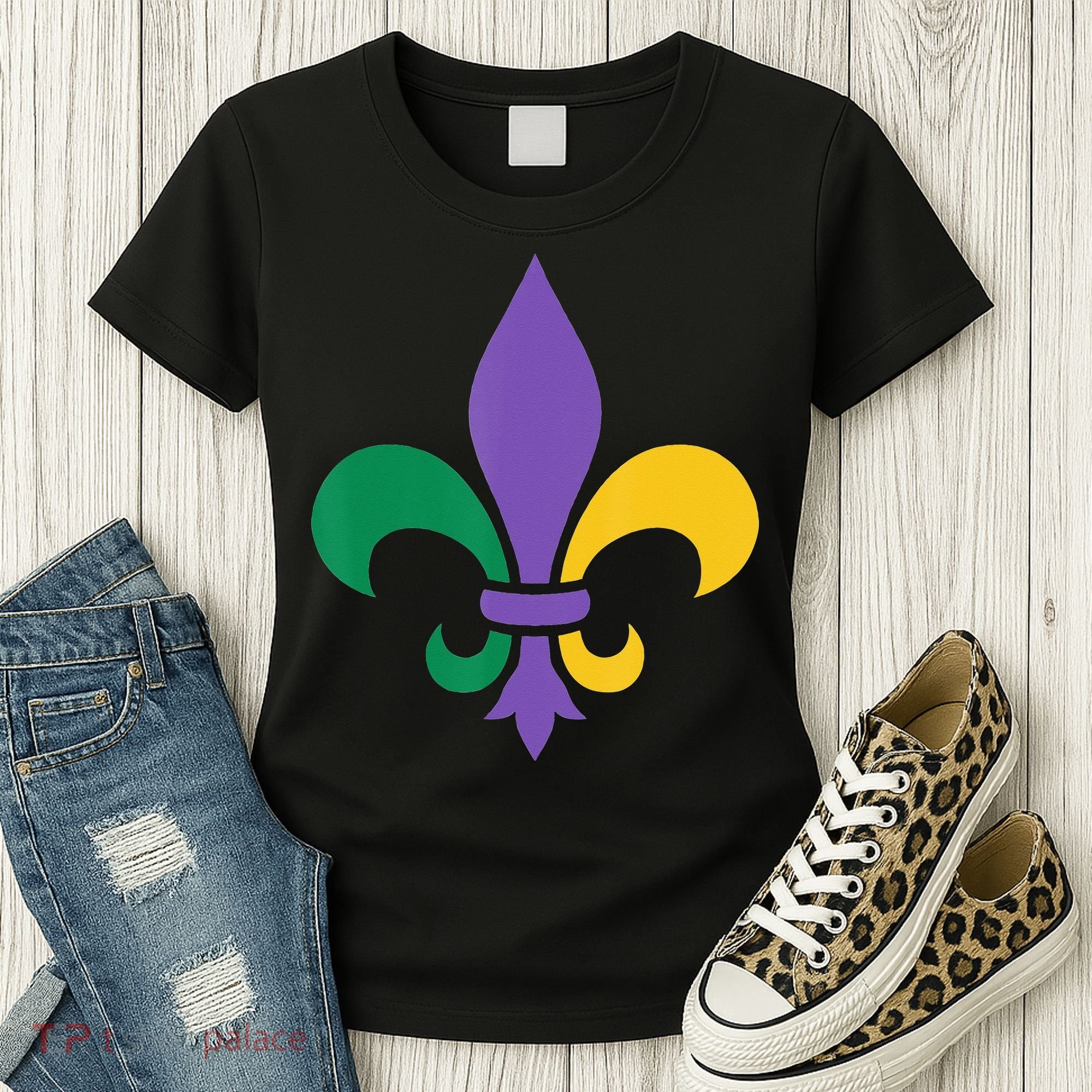Mardi Gras fleur de lis funny festival Women's T-Shirt