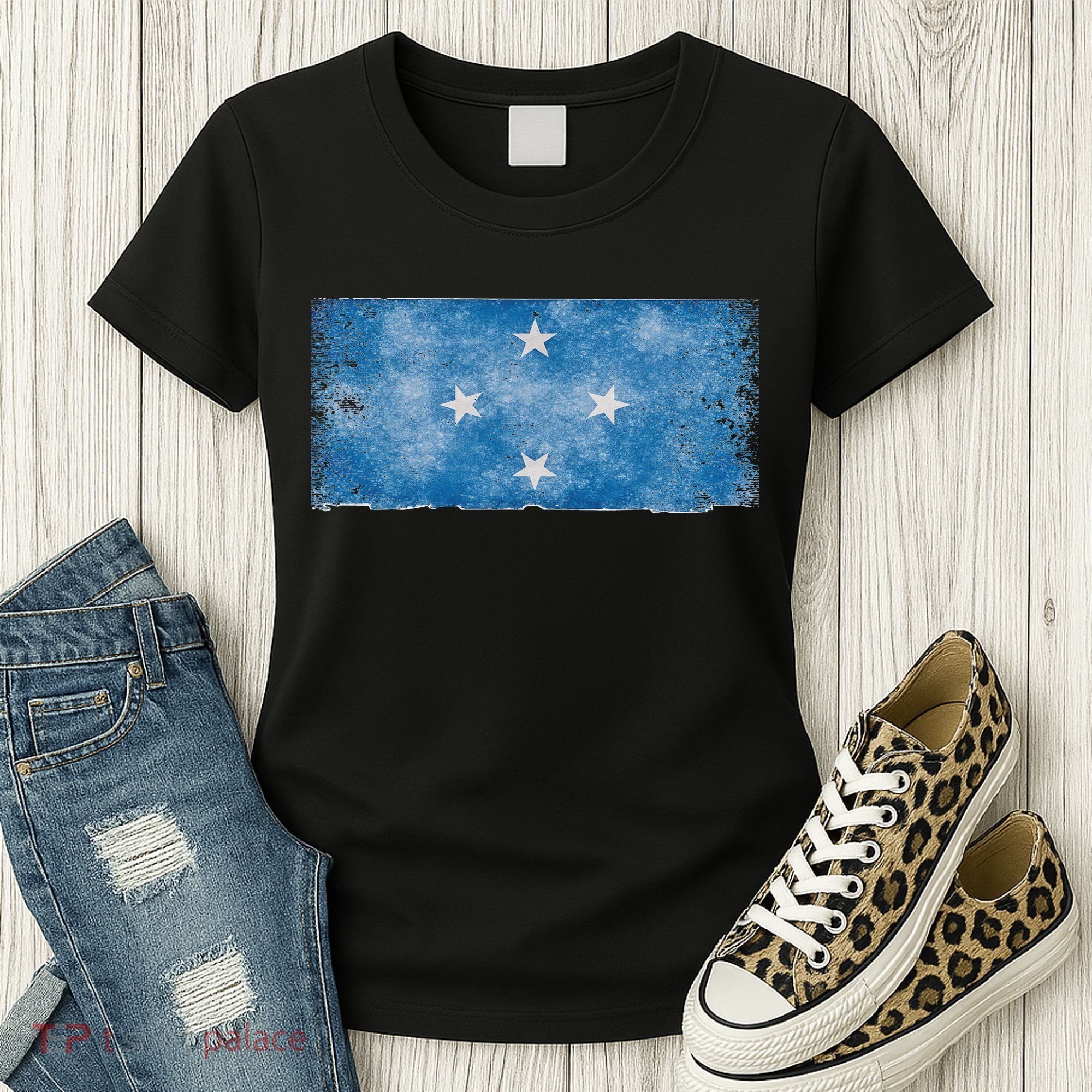 Micronesia Grunge Flag Gift Pohnpei Chuuk Yap Kosrae Women's T-Shirt