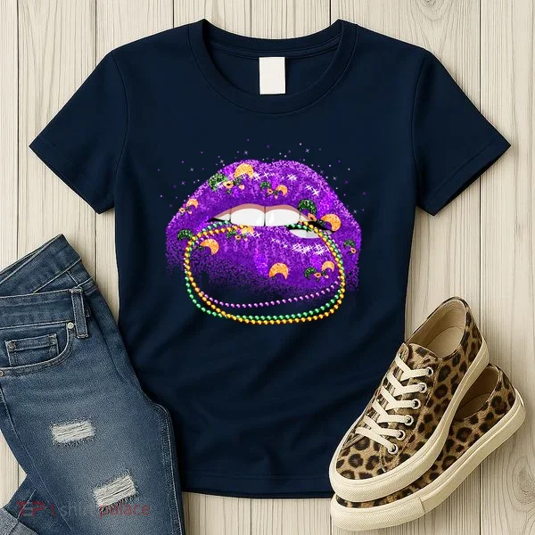 Mardi Gras Glitter Lips And Beads Women's T-Shirt