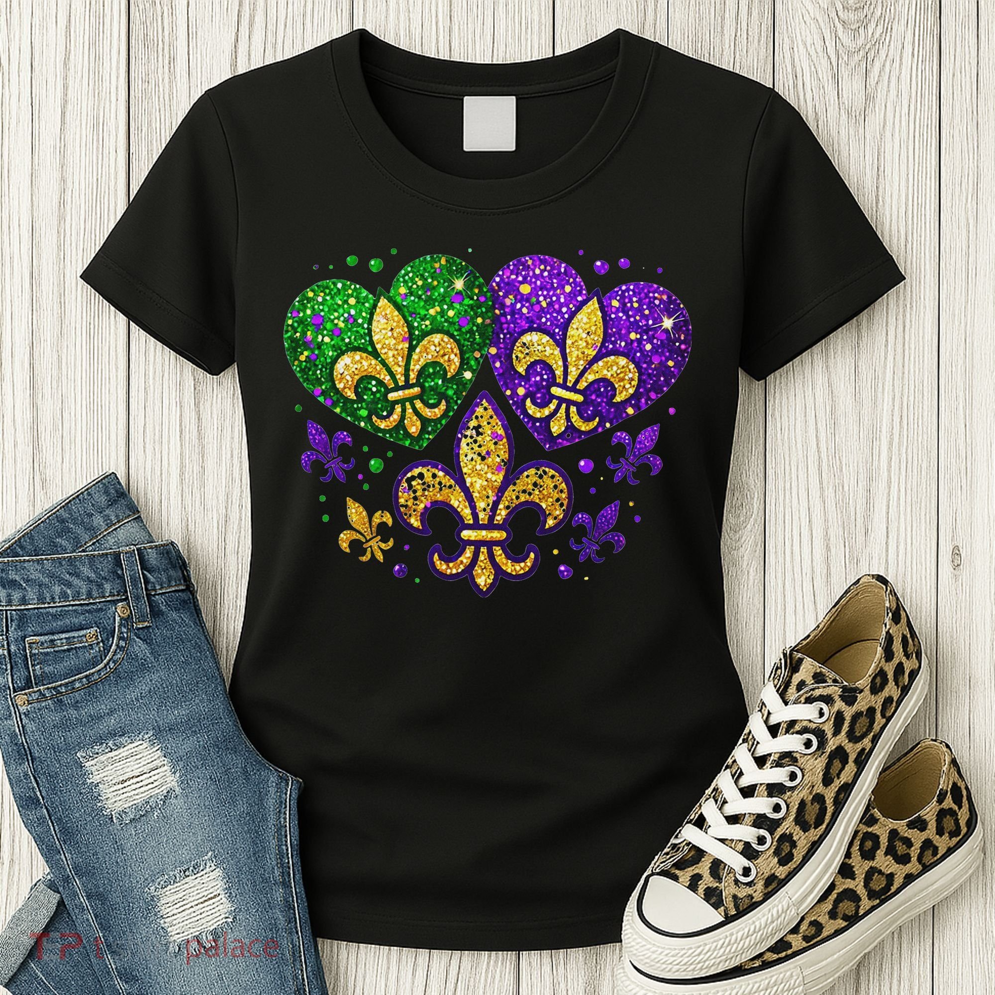 Mardi Gras Heart Fleur De Lis Symbol Carnival Women Women's T-Shirt