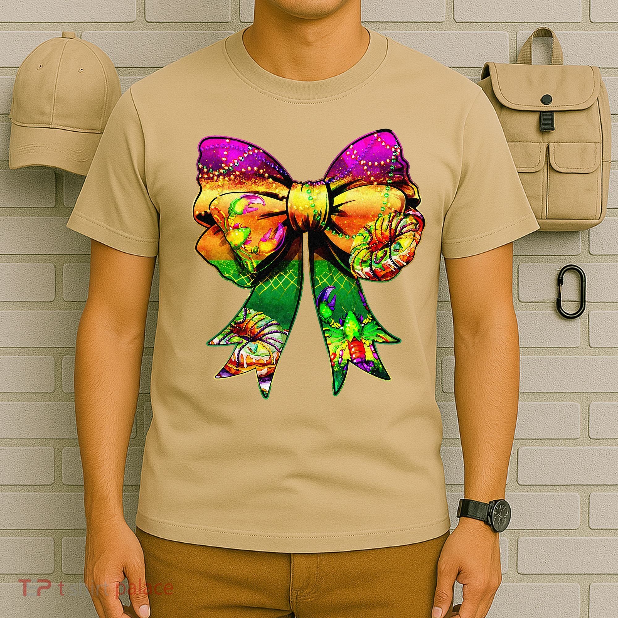 Mardi Gras King Cake Coquette Bow Crawfish Carnival T-Shirt