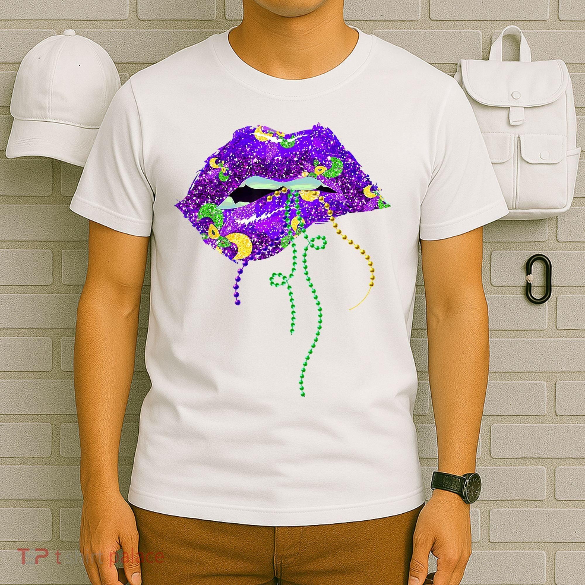 Mardi Gras Lip Beads Festive T-Shirt