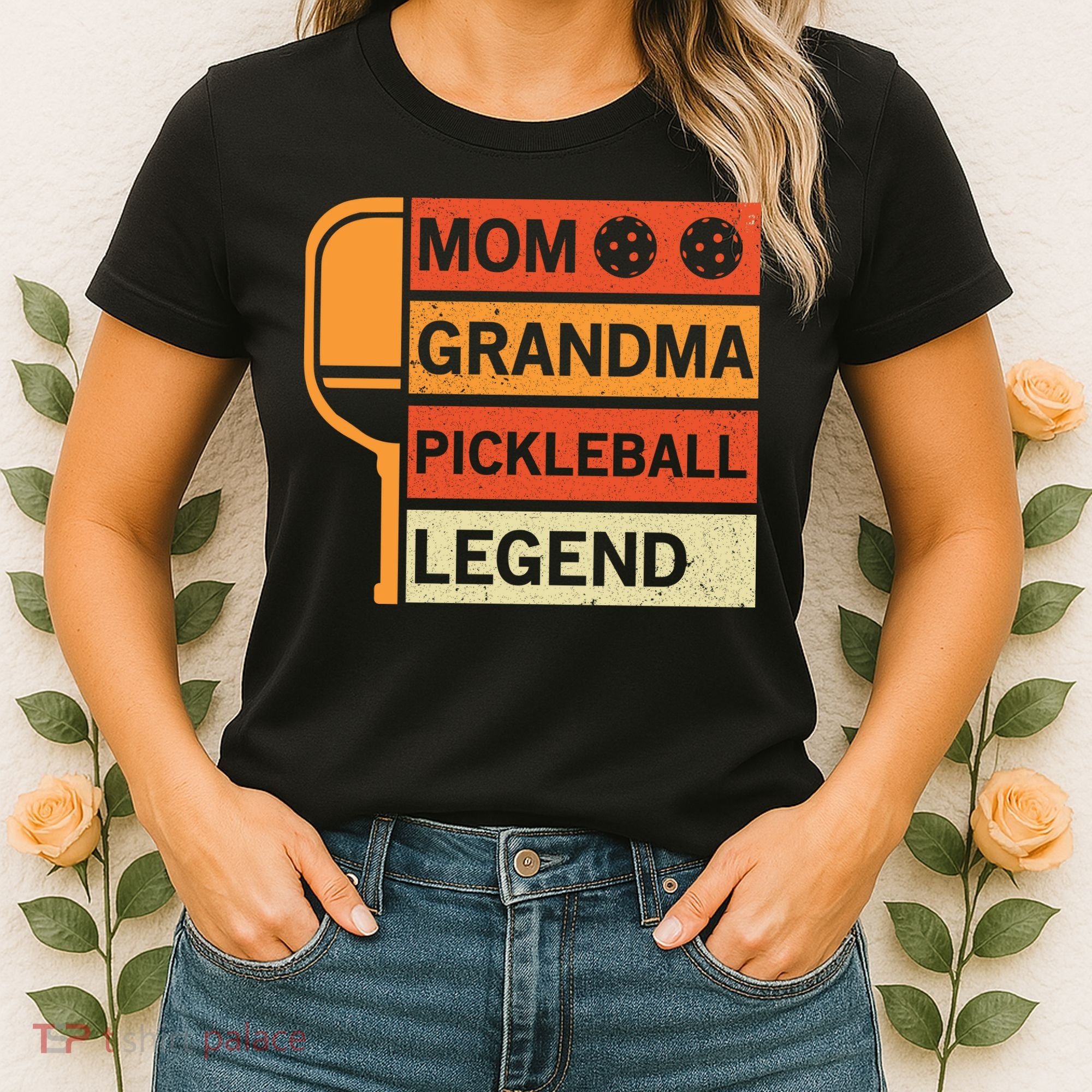 Mom Grandma Pickleball Legend Paddle Gift For Pickleball Women's T-Shirt