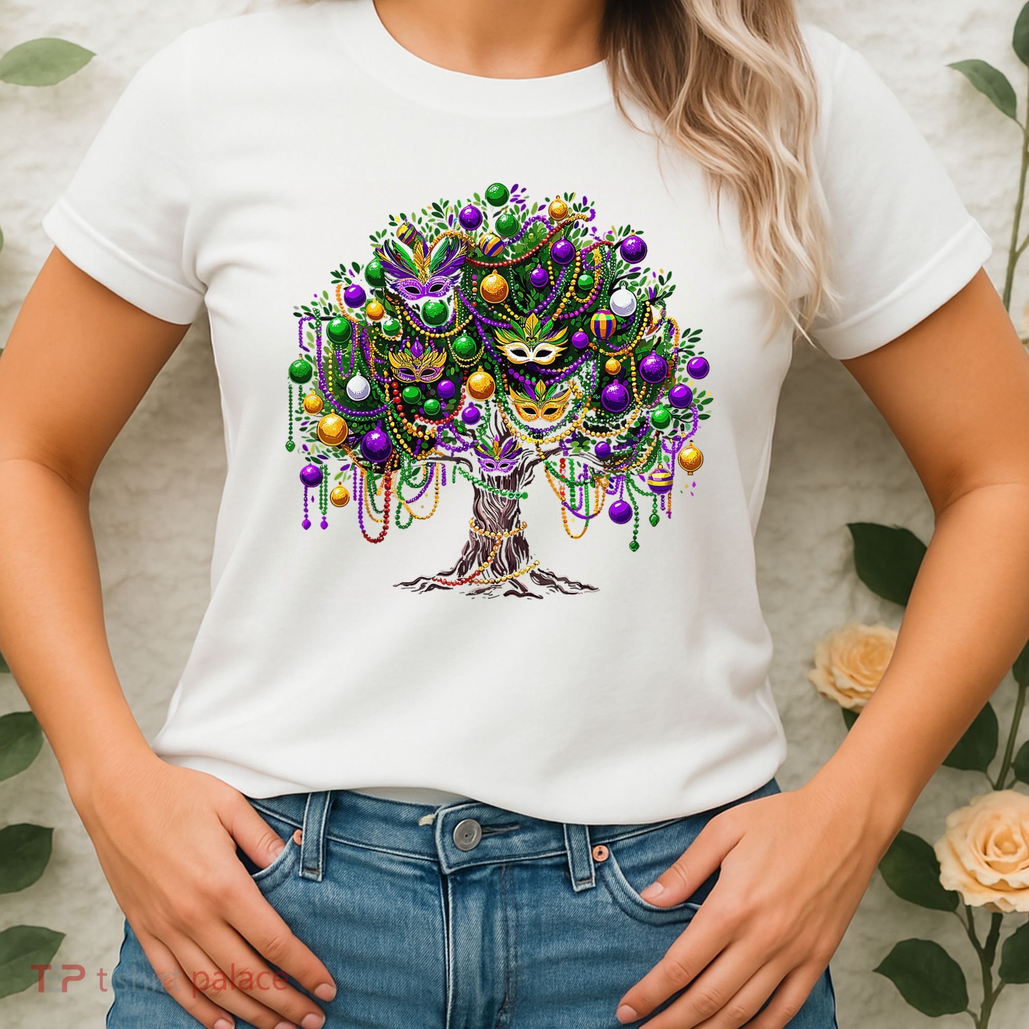 Mardi Gras Tree Beads New Orleans 2025 Festival Bead Tree Women's T-Shirt
