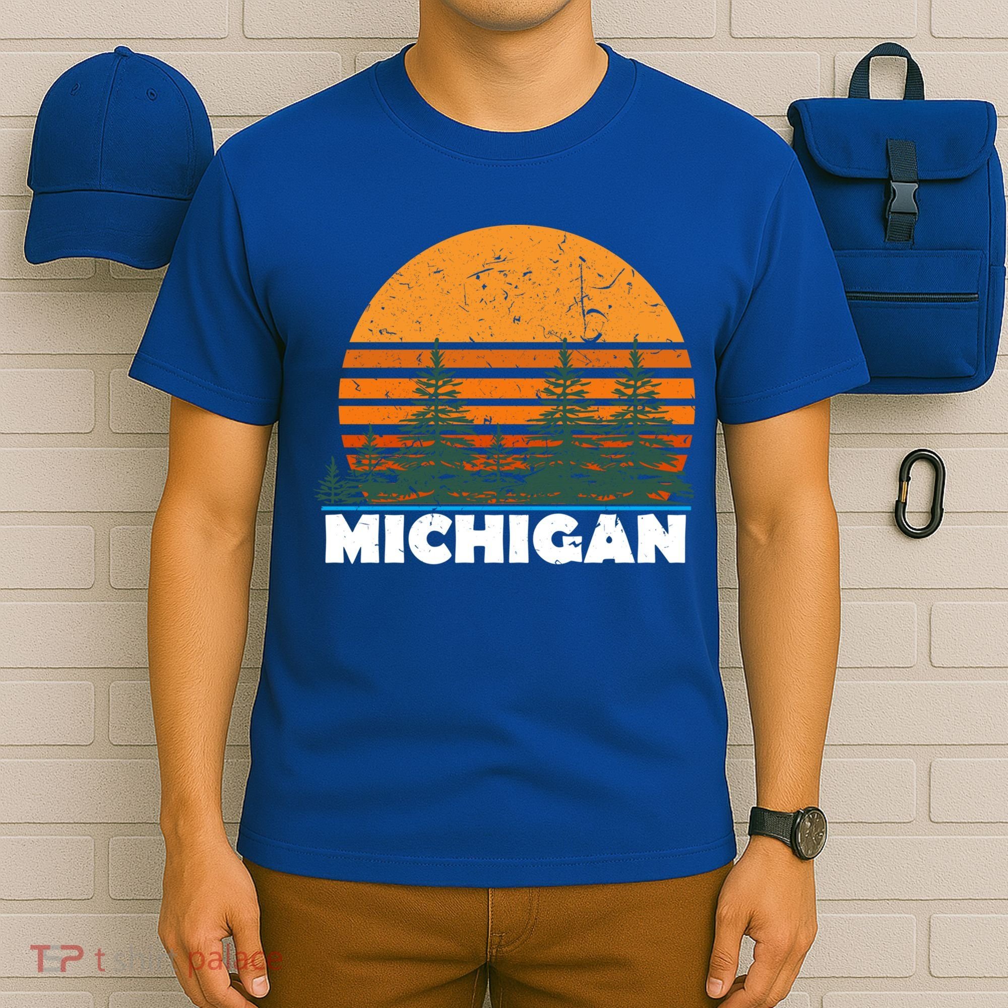 Michigan Gift Vintage Retro Sunset Mi State Hood Gift T-Shirt