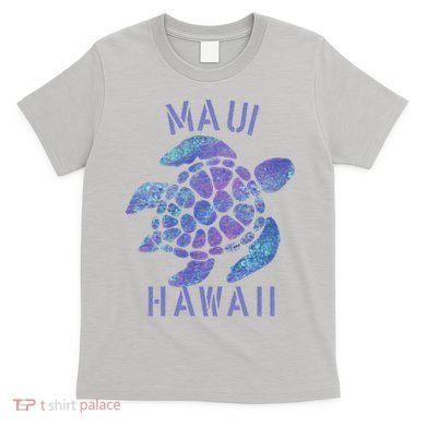 Maui Hawaii Beach Design / Tribal Turtle Gift T-Shirt