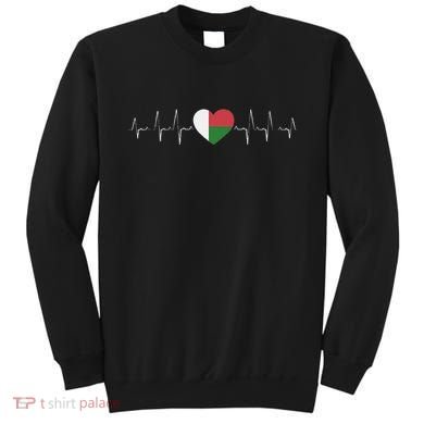 Madagascar Heartbeat Flag Sweatshirt