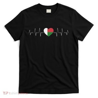 Madagascar Heartbeat Flag T-Shirt
