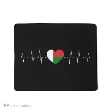 Madagascar Heartbeat Flag Mousepad