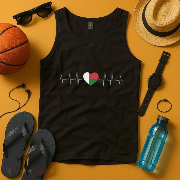 Madagascar Heartbeat Flag Tank Top