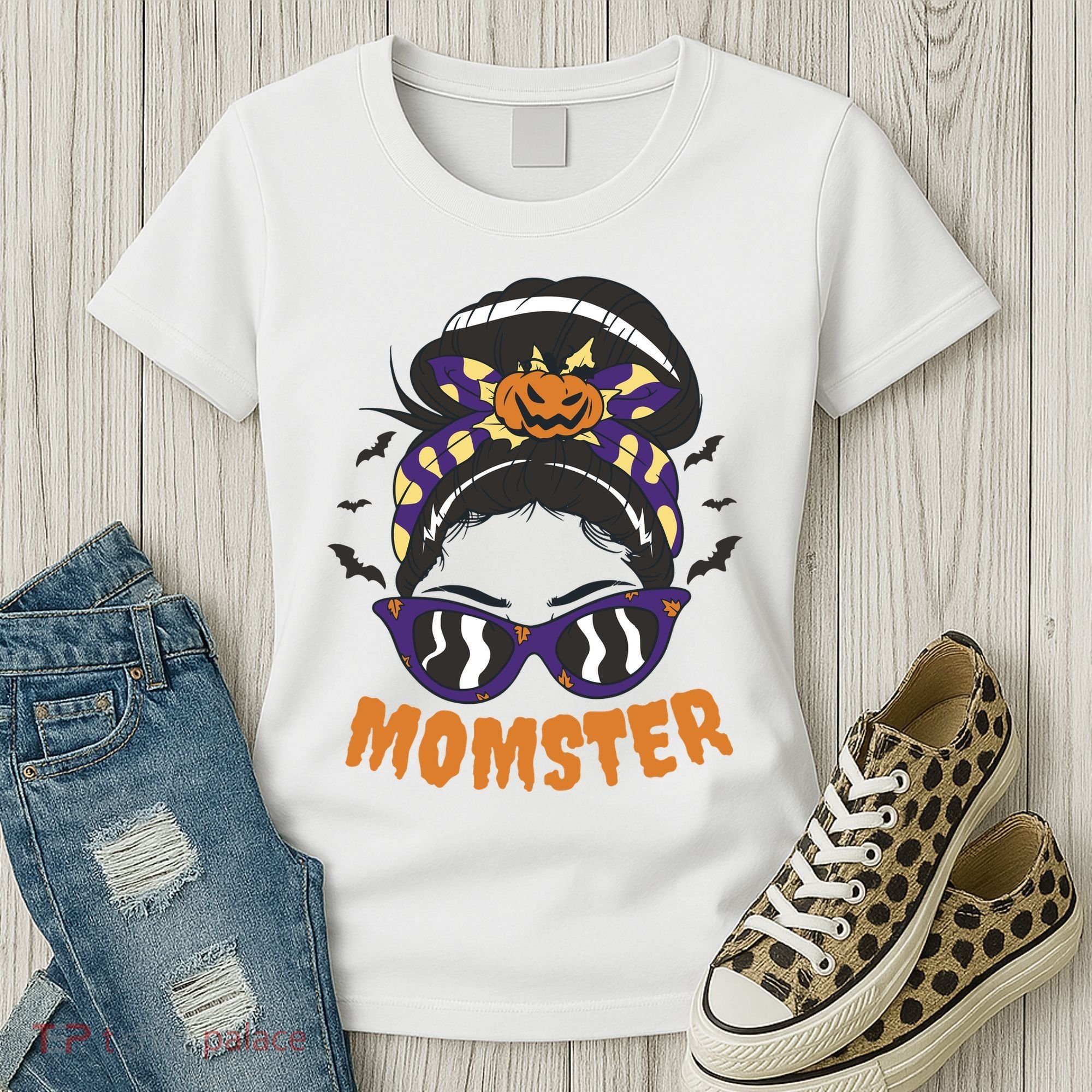 Momster Halloween Gift For Mom Women's T-Shirt