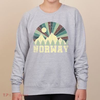 Mountians Hiking Gift Norway Gift Women's Sweatshirt