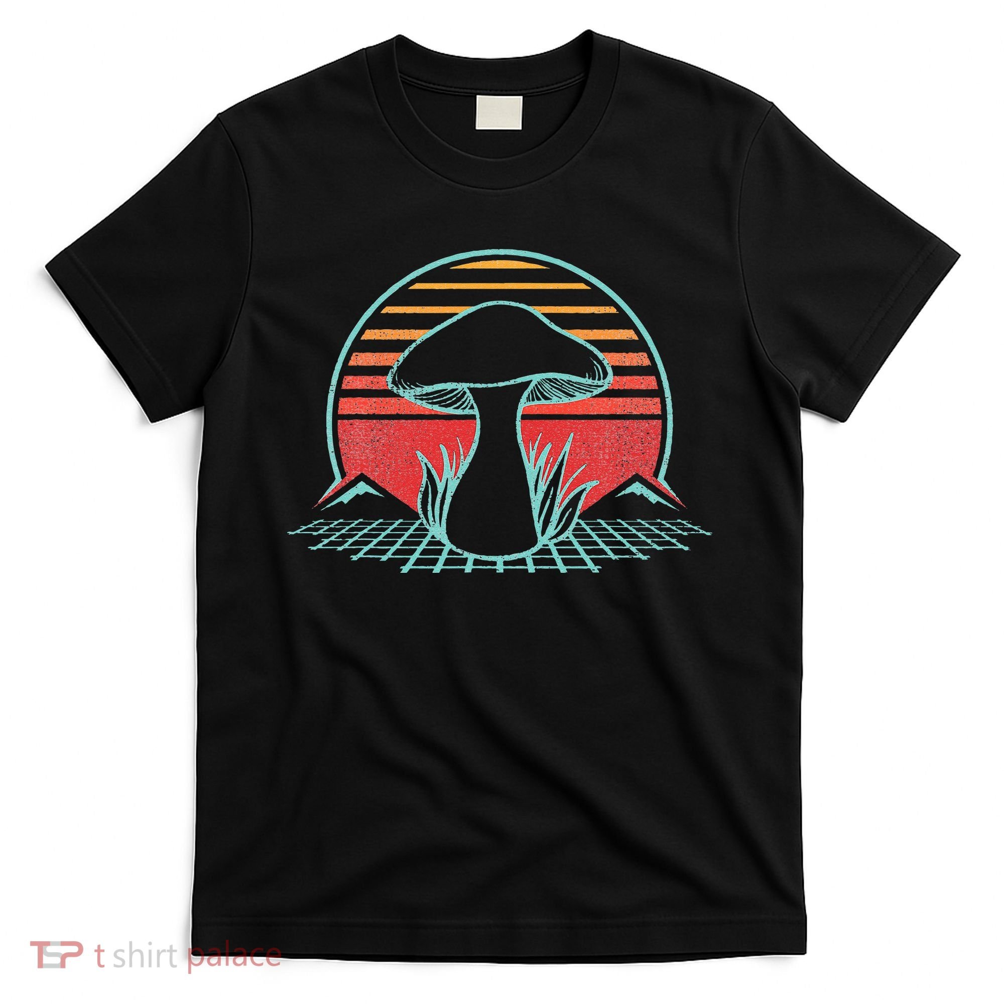 Mushroom Hunter Retro 80s Style Fungi Mycology Lover Gift T-Shirt