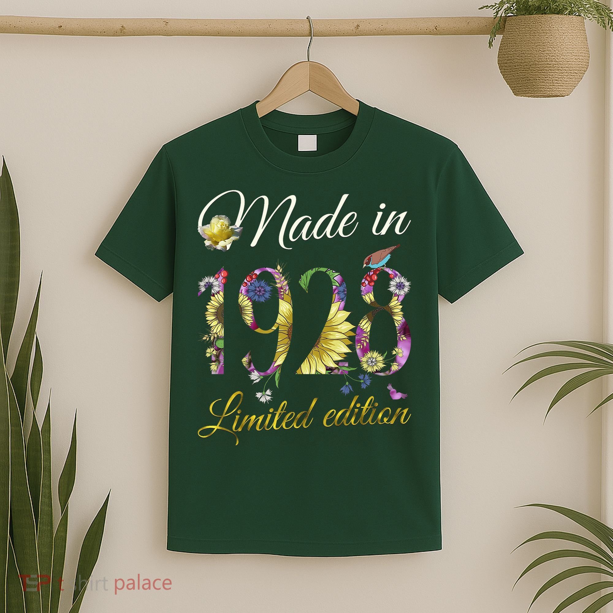 Made In 1928 Tee 95 Year Old Sunflowers Floral 95th Birthday T-Shirt