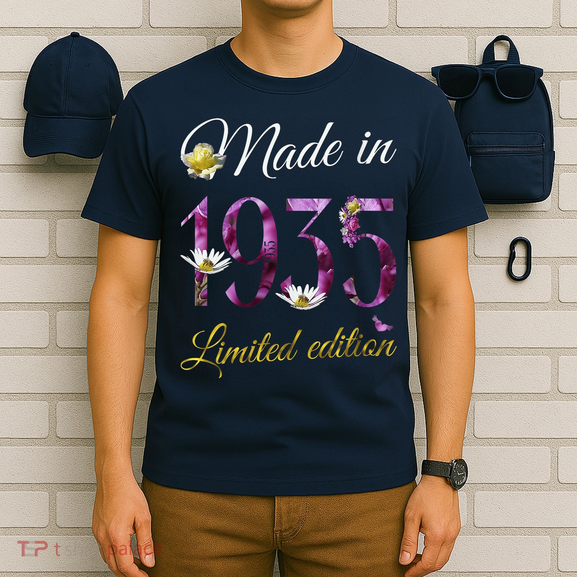 Made In 1935 - 90Year Old Floral 1935 90th Birthday T-Shirt