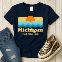 Michigan Great Lakes State Retro Sun Lake Women's T-Shirt thumb 3