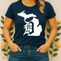 Michigan Mitten Old English D Detroit Women's T-Shirt thumb 2