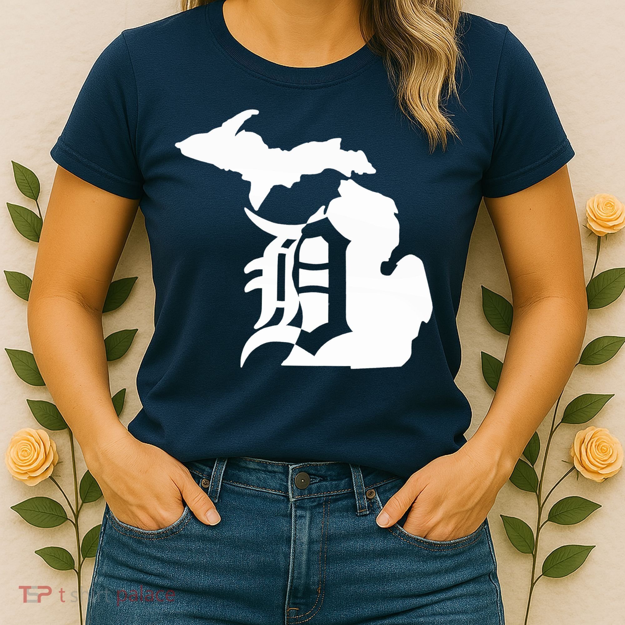Michigan Mitten Old English D Detroit Women's T-Shirt