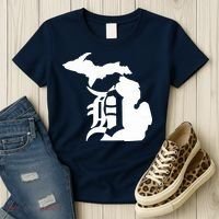 Michigan Mitten Old English D Detroit Women's T-Shirt thumb 3