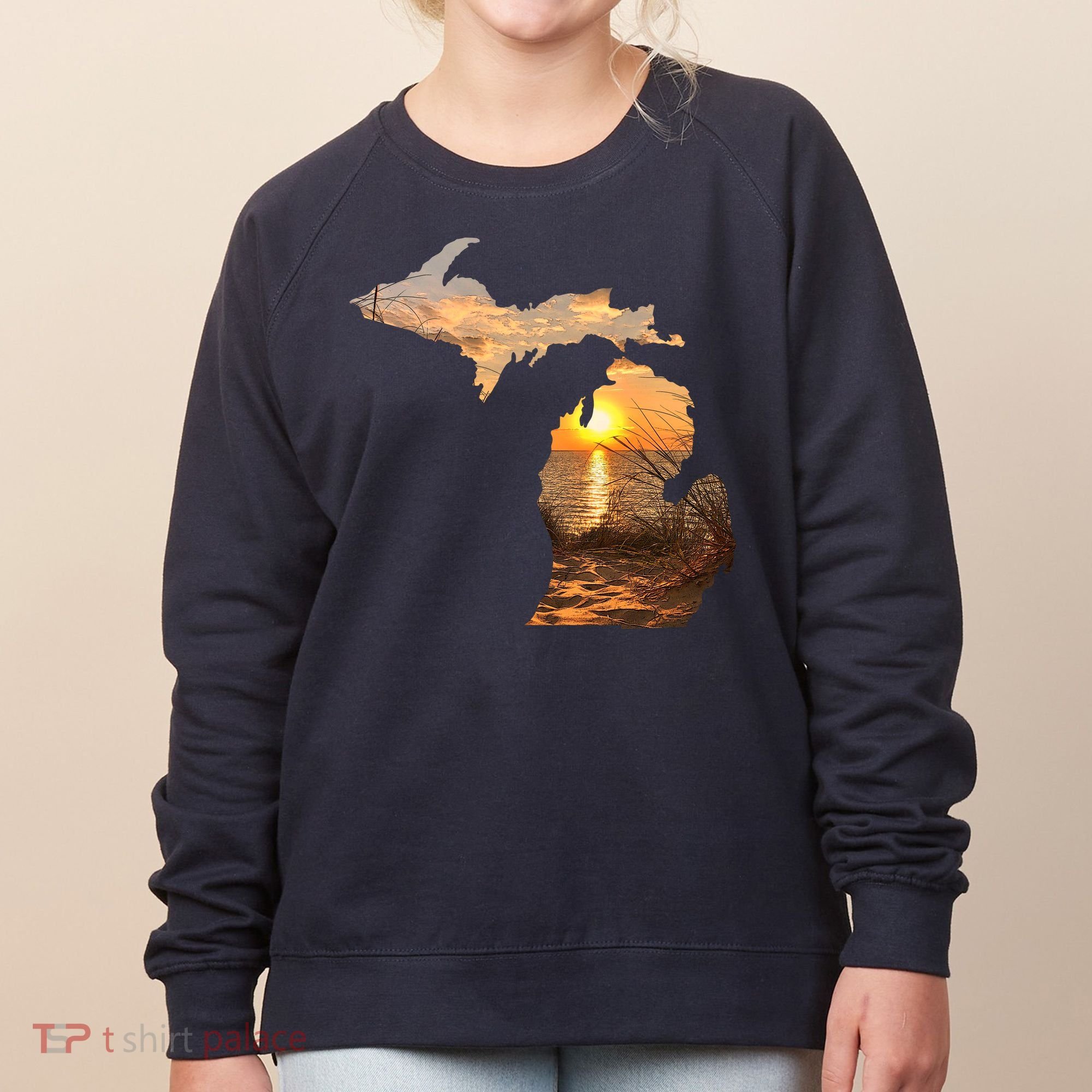 Michigan Sunset Lake Women's Sweatshirt