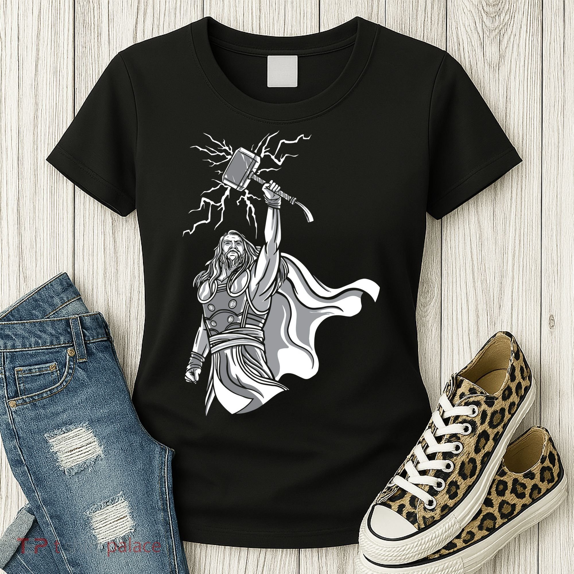 Mighty Thor With Hammer Women's T-Shirt