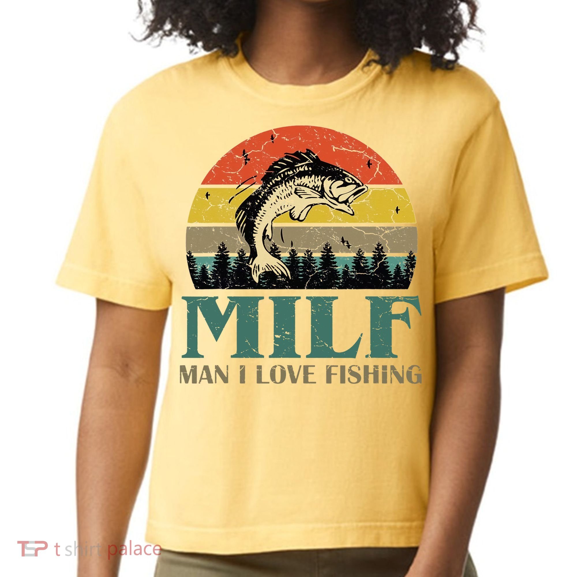 Man I Love Fishing Funny Comfort Colors Boxy T-Shirt