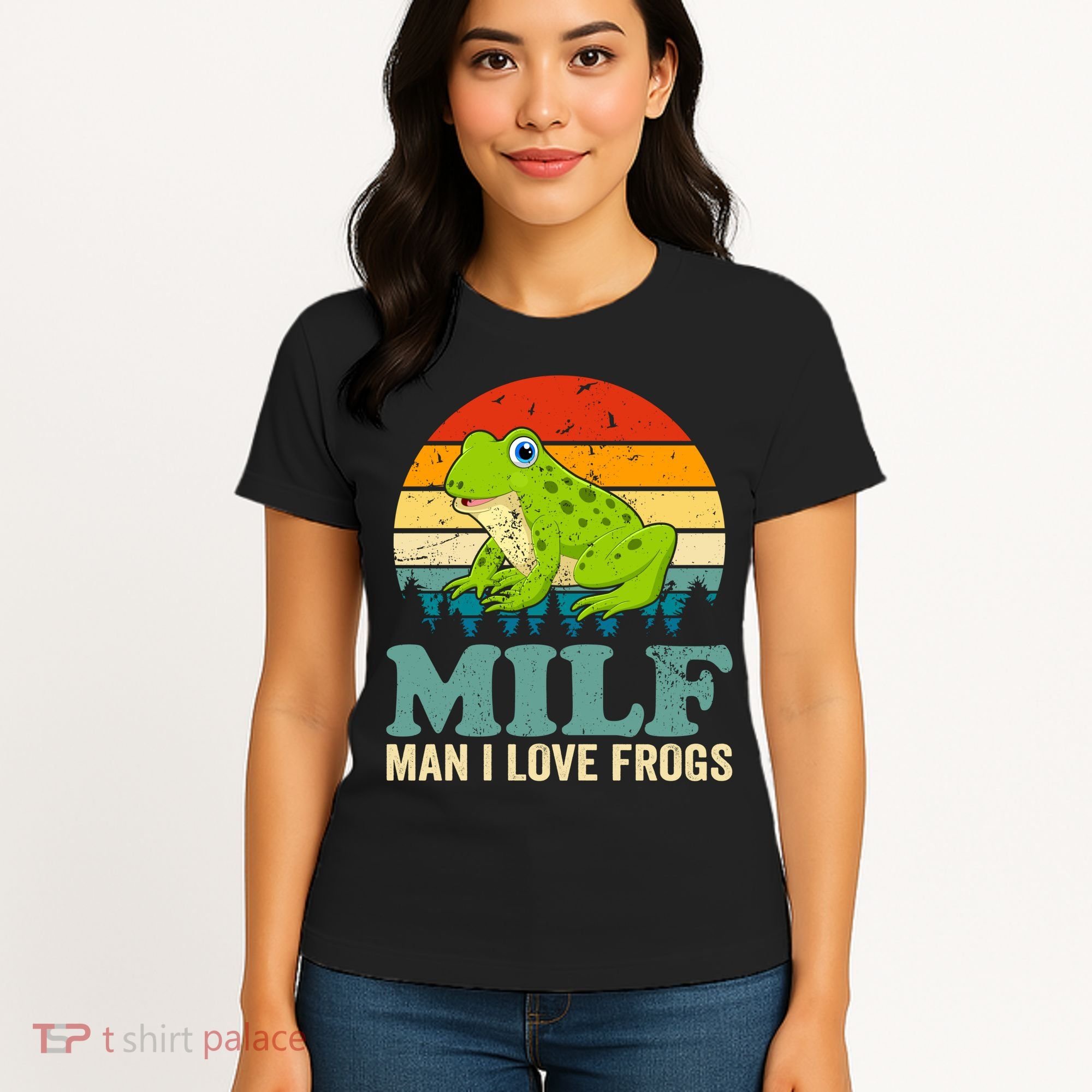 Man I Love Frogs Funny Graphic Plus Size Women's T-Shirt