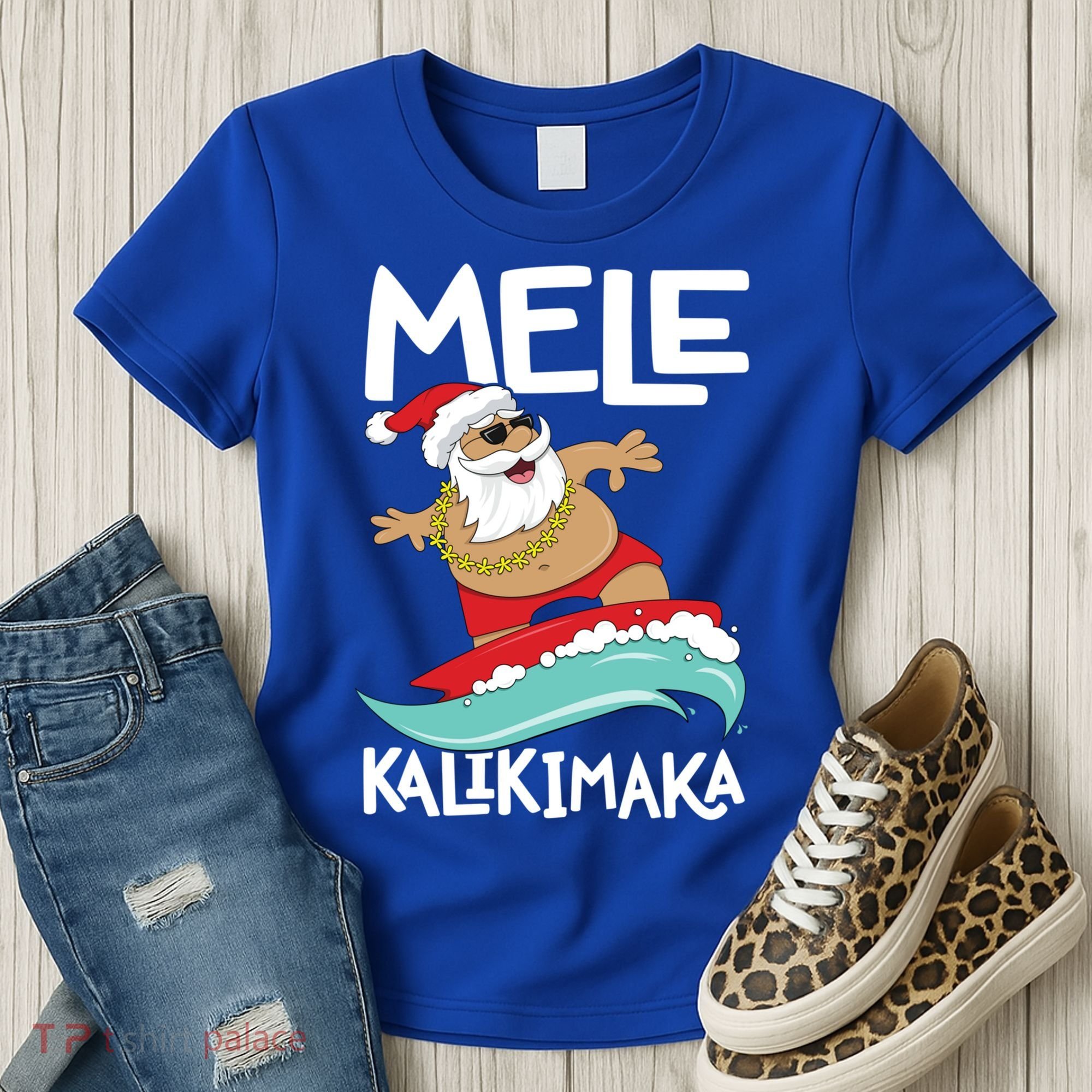 Mele Kalikimaka Hawaiian Christmas Hawaii Surfing Santa Gift Women's T-Shirt