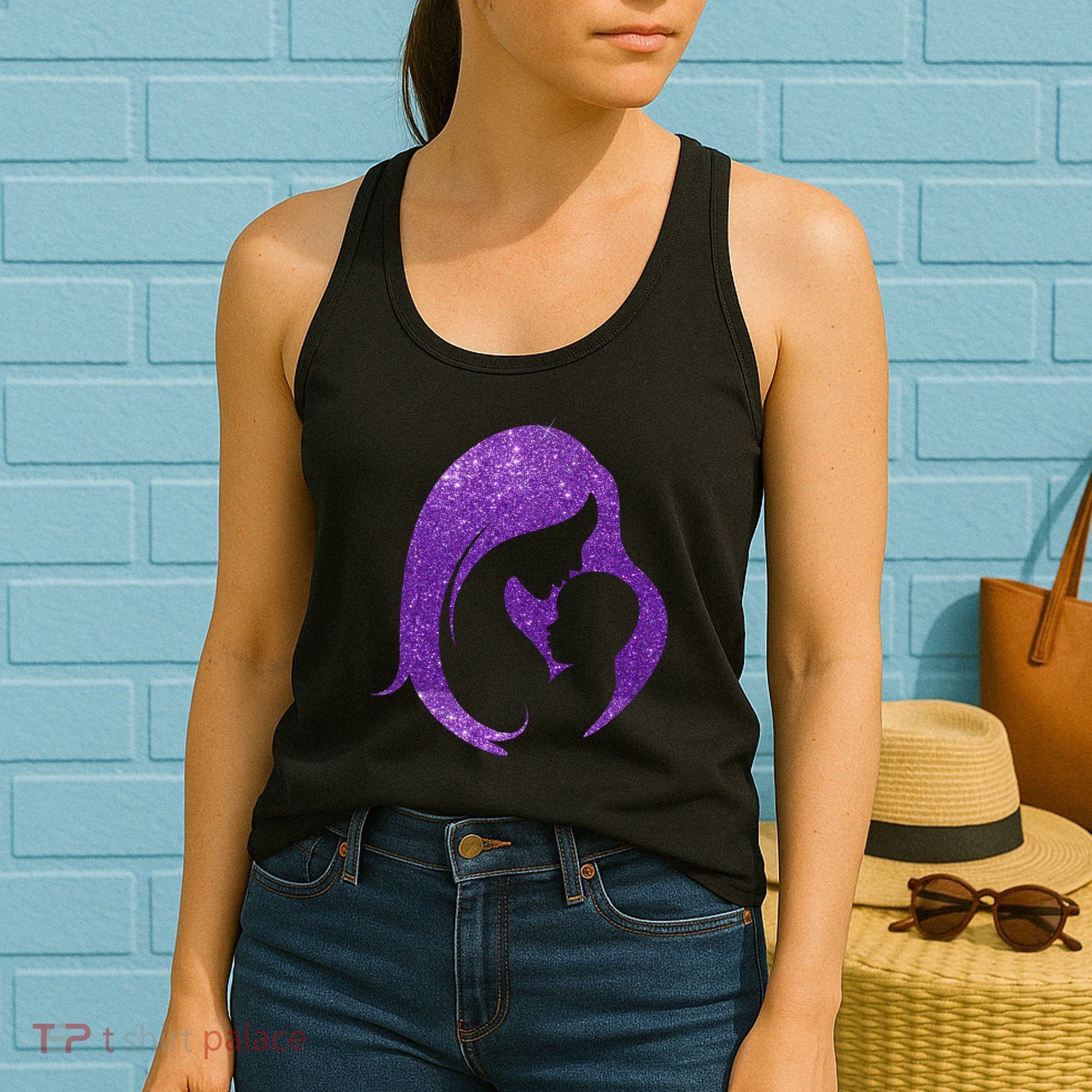 Mother Kissing Newborn Baby Cute Gift Women's Tank Top