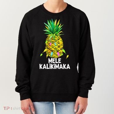 Mele Kalikimaka Pineapple Christmas Lights Women's Sweatshirt