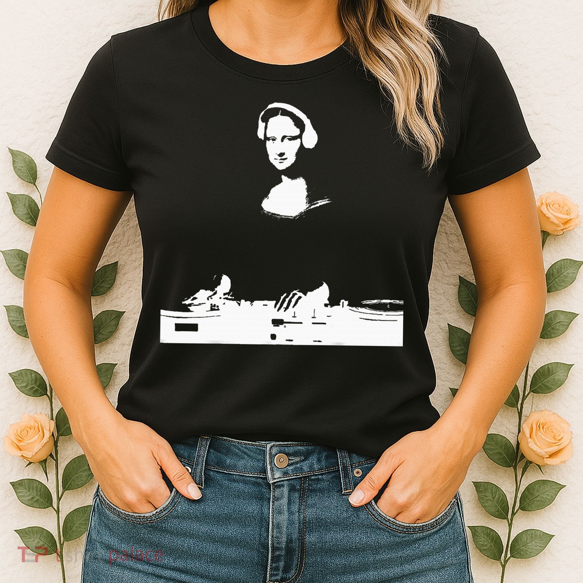 Mona Lisa Dj Art Funny Edm Techno Rave Music Women's T-Shirt