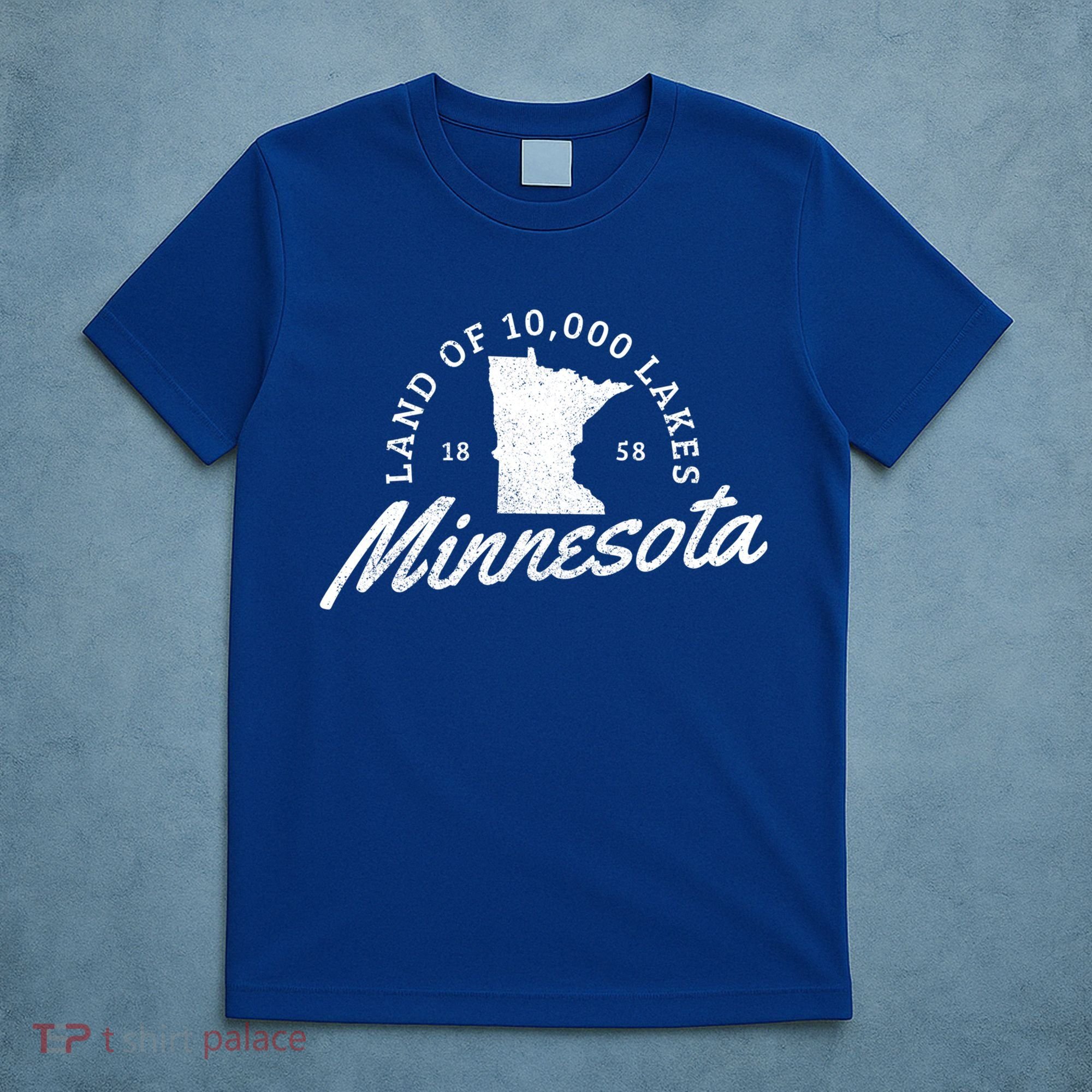 Minnesota Land Of The 10000 Lakes State Map Souvenir Gift T-Shirt