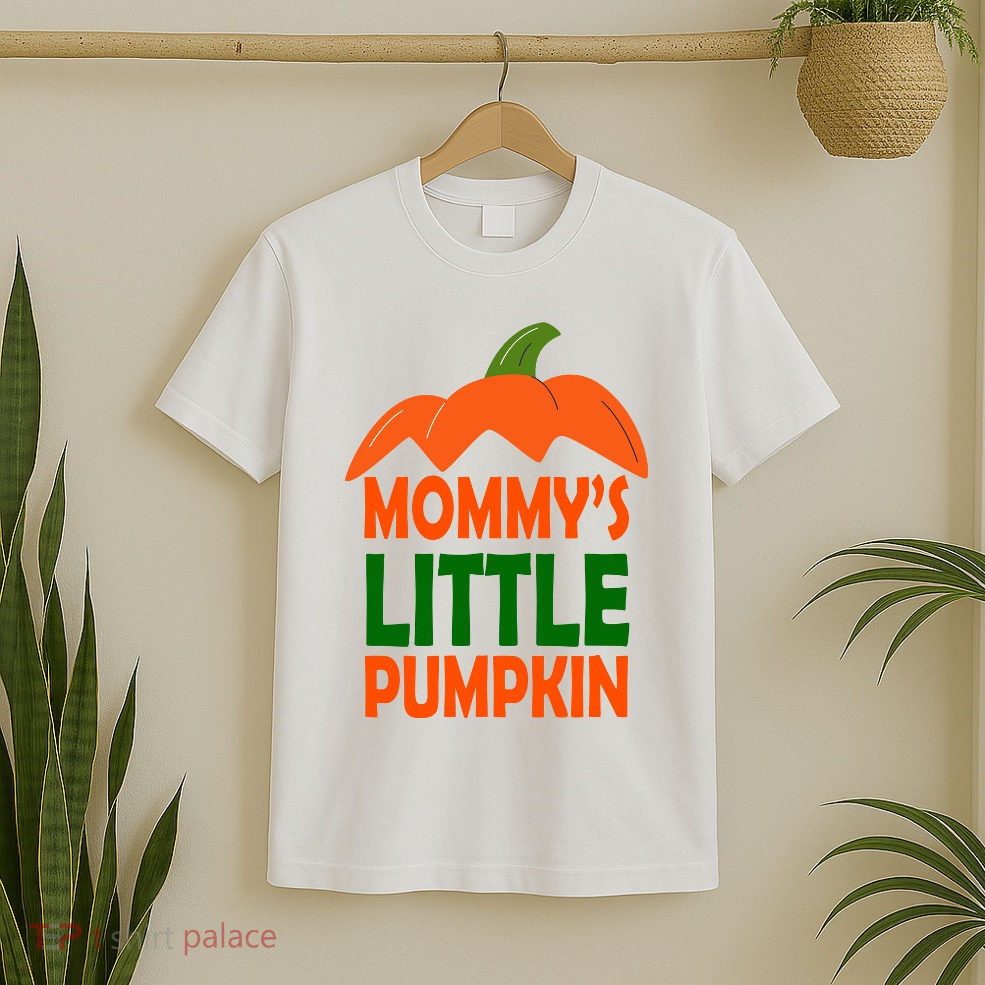 Mommys Little Pumpkin Halloween Cute T-Shirt