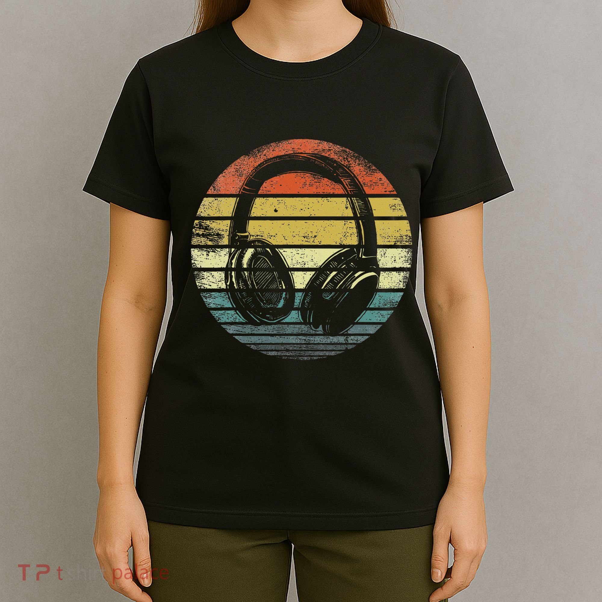 Music Lover Producer Dj Gifts Funny Retro Headphones T-Shirt