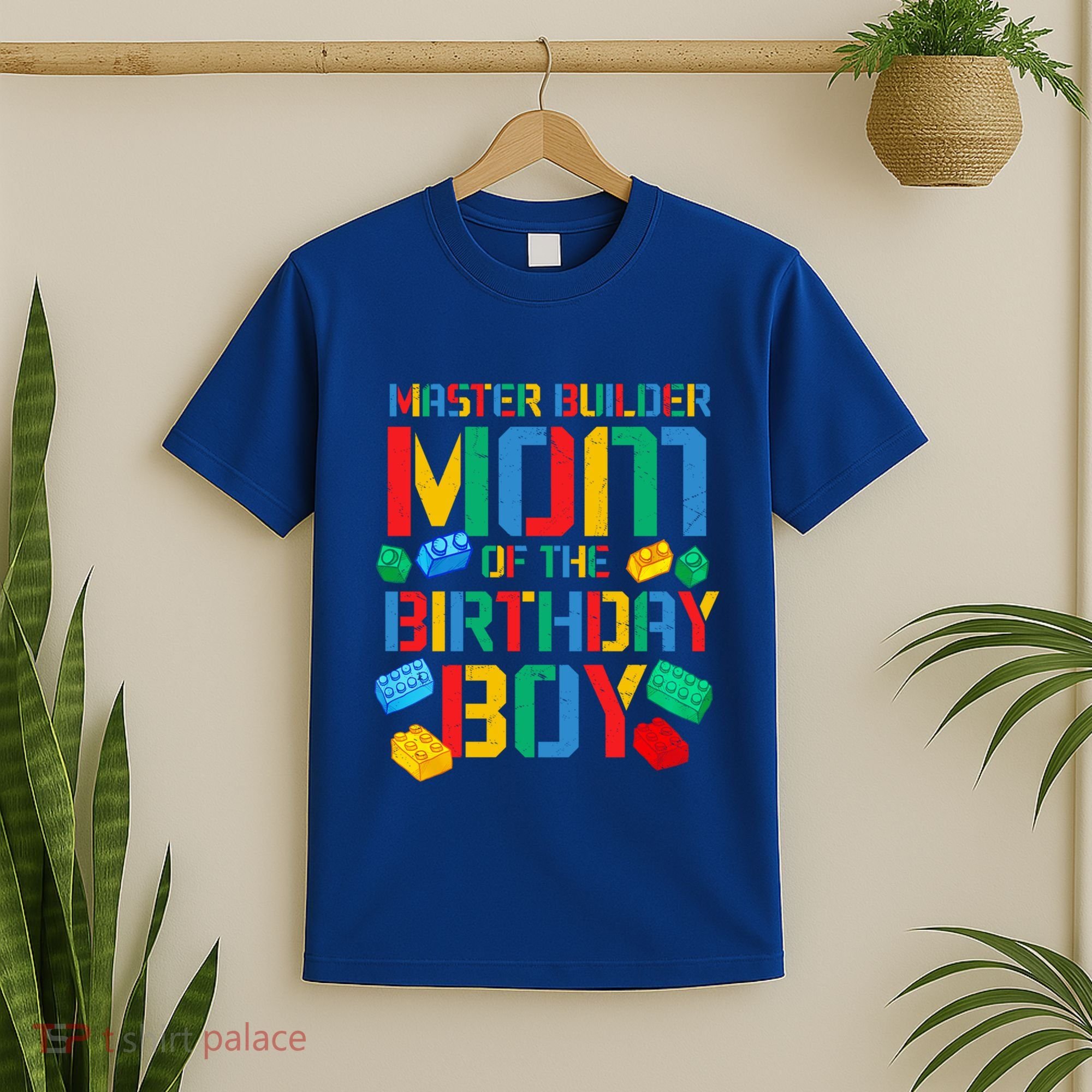 Mom Master Builder Building Bricks Blocks Family Parents Great Gift T-Shirt