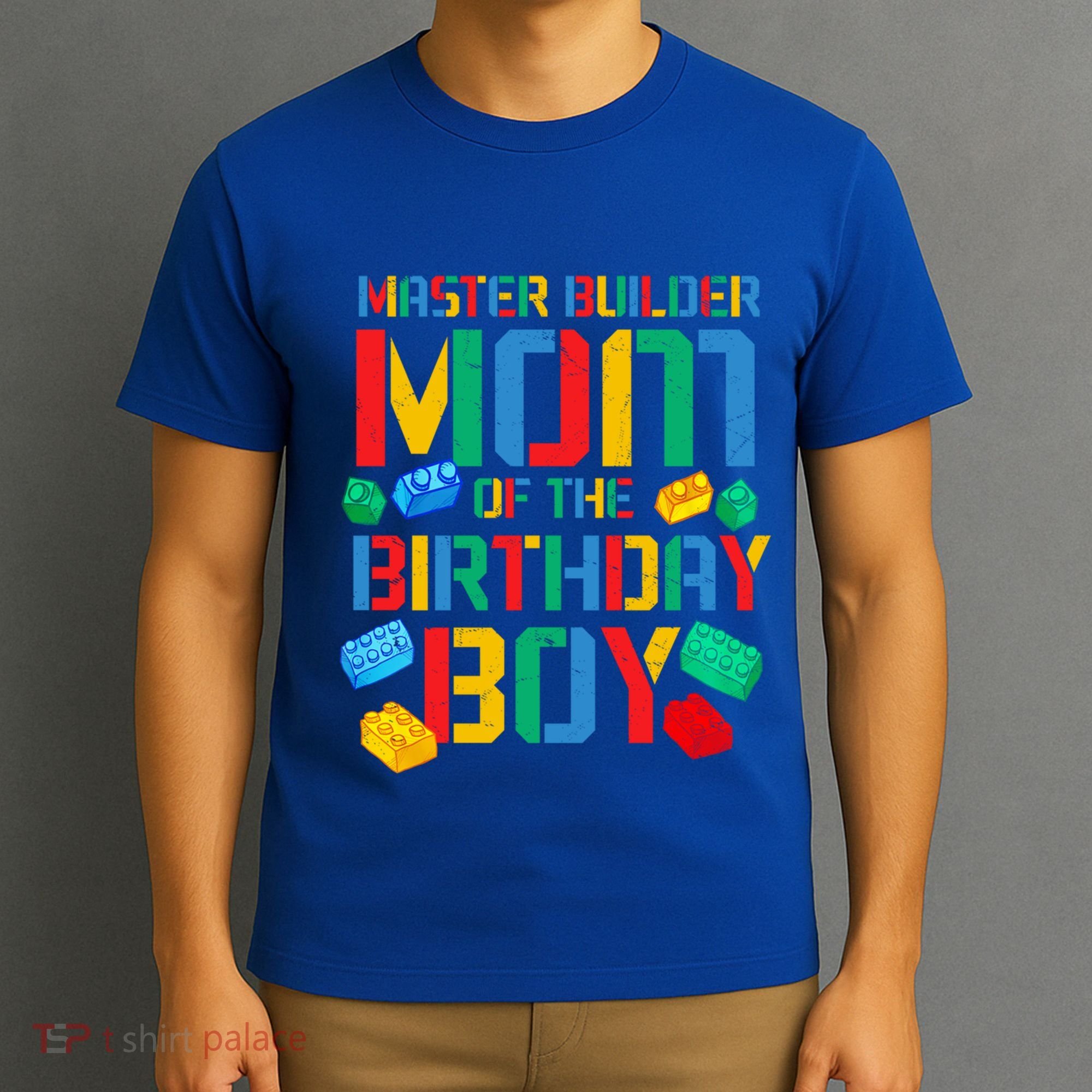Mom Master Builder Building Bricks Blocks Family Parents Great Gift T-Shirt