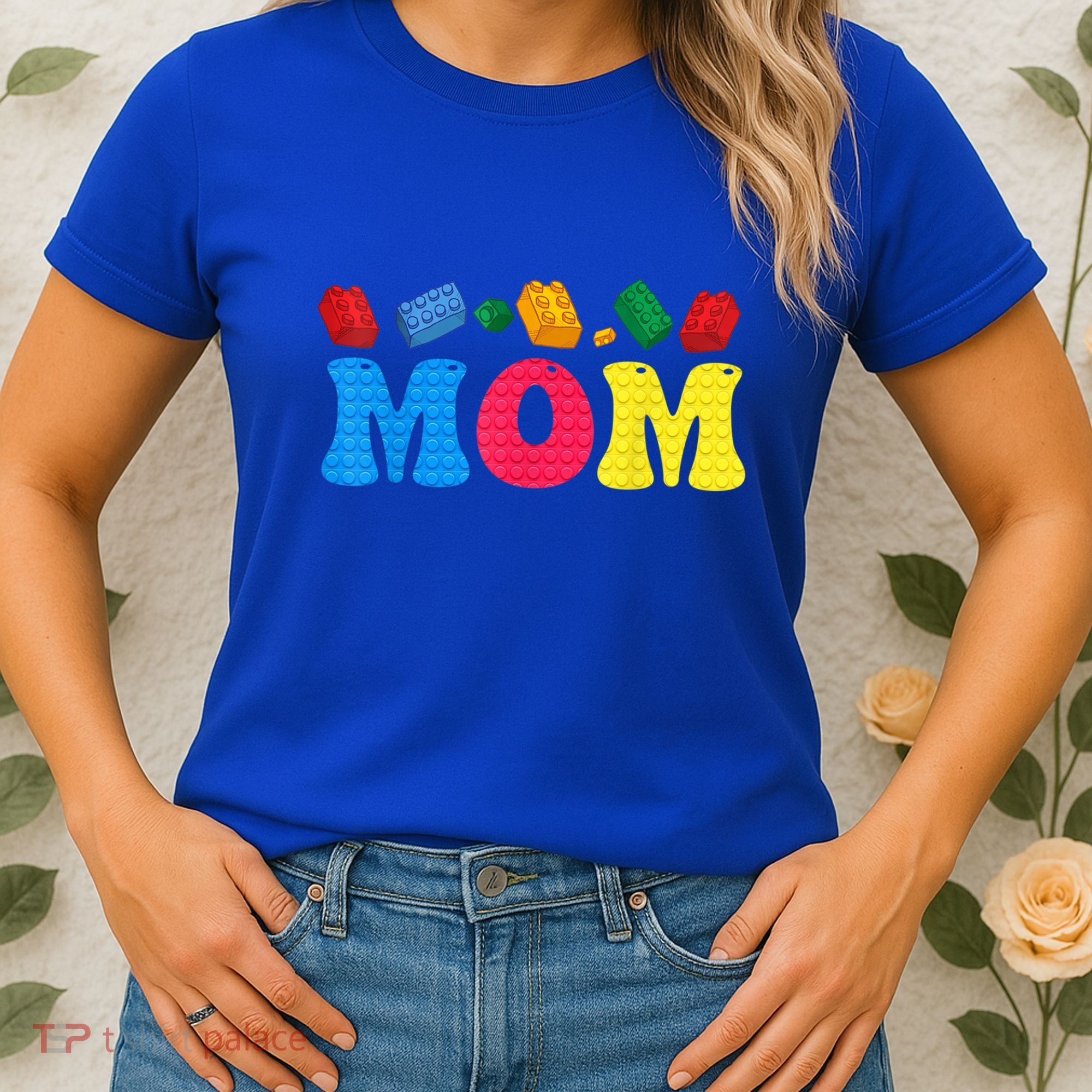 Mom Master Builder Building Bricks Blocks Family Set Parents Gift Women's T-Shirt