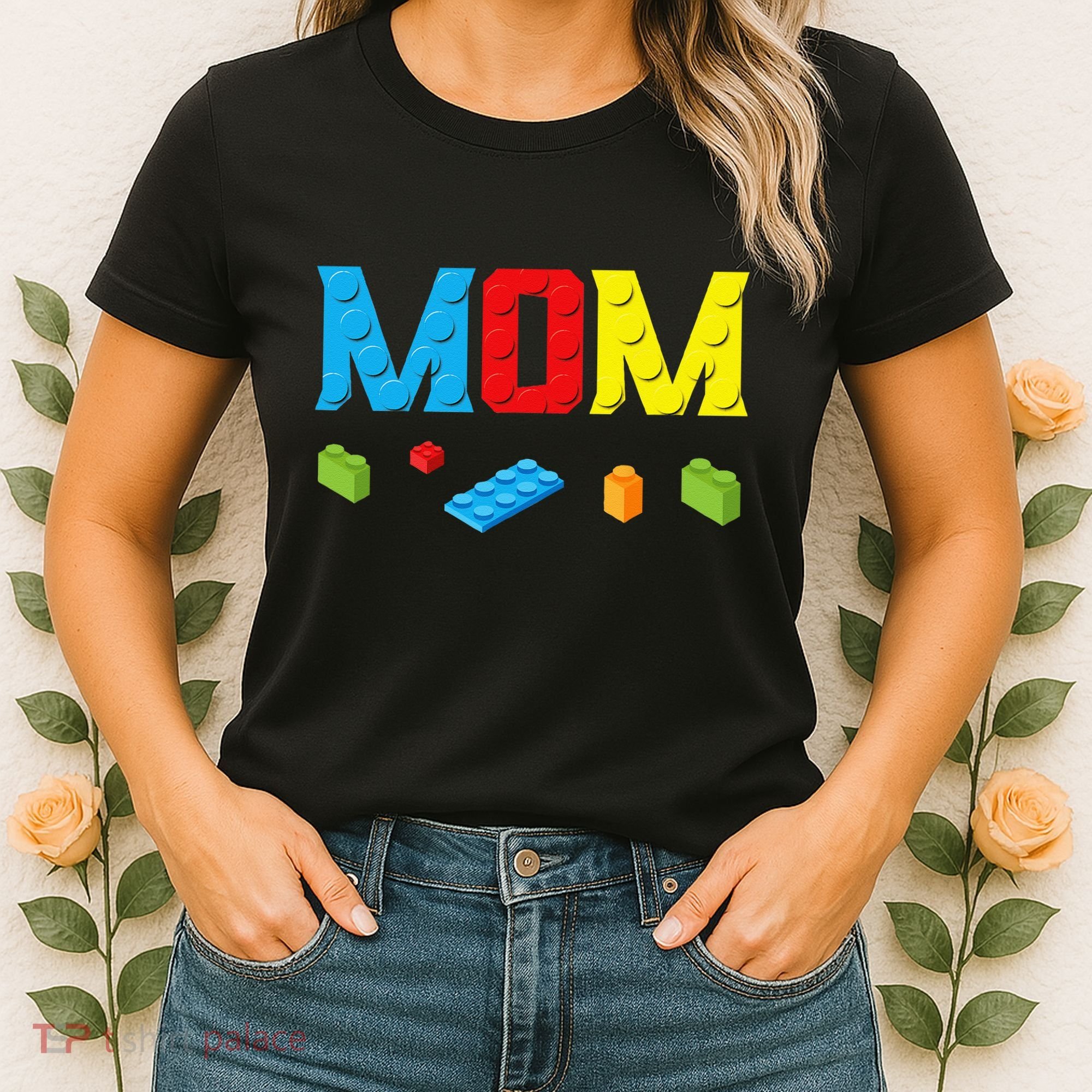 Mom Master Builder Building Bricks Blocks Family Set Parents Women's T-Shirt