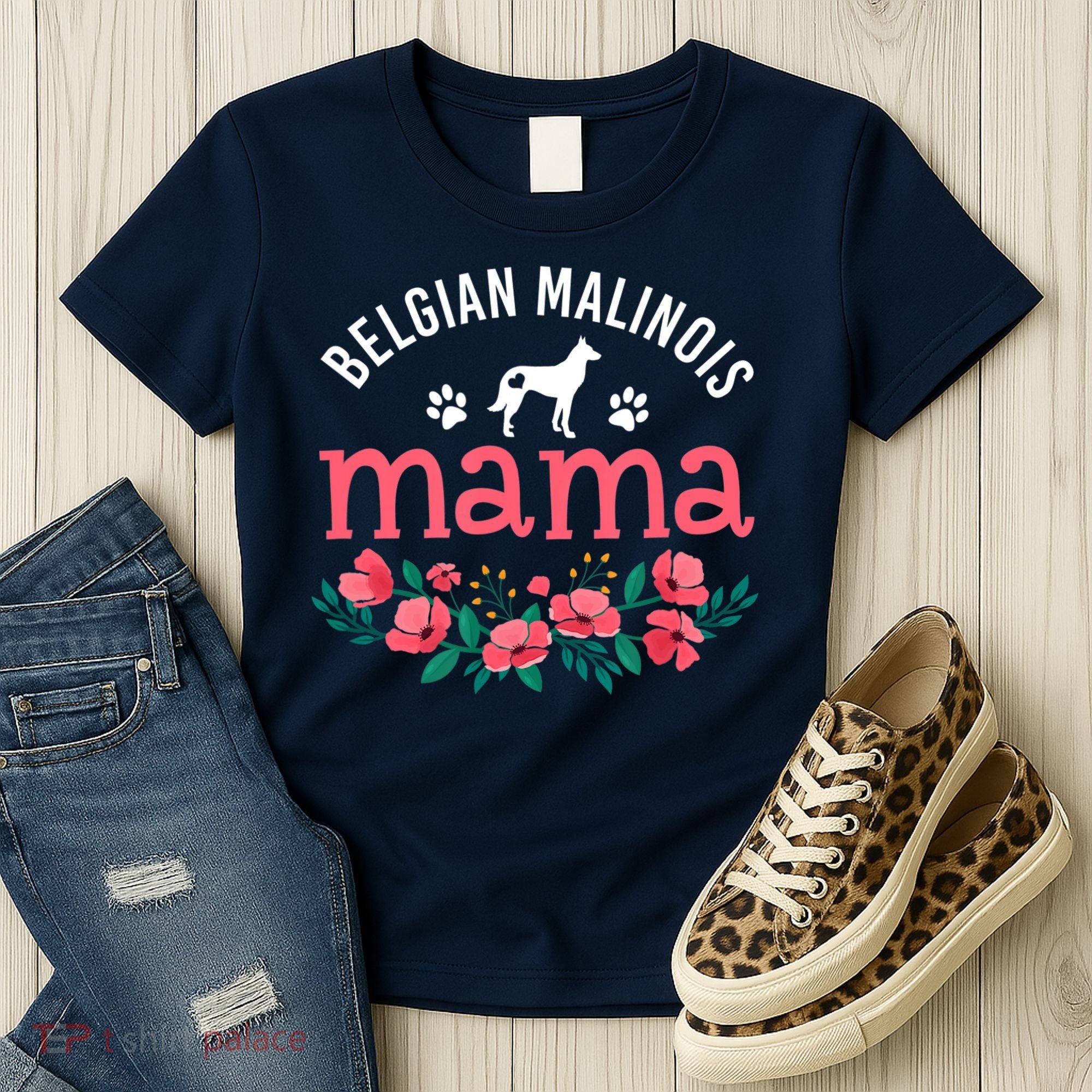 Malinois Mama Dog Women Belgian Malinois Dog Lover Mom Women's T-Shirt