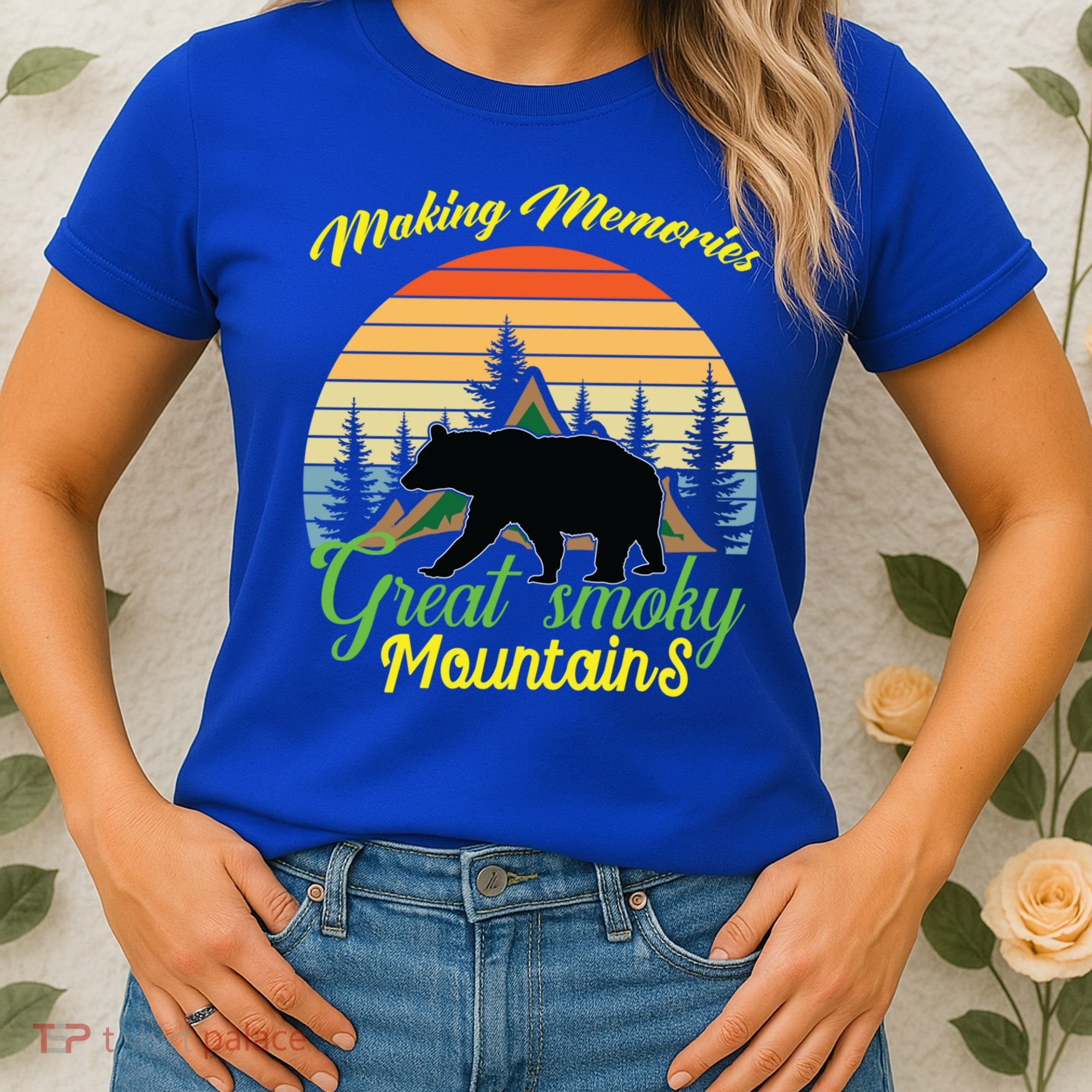 Making Memories Great Smoky Mountains Bear Tennessee Gift Women's T-Shirt