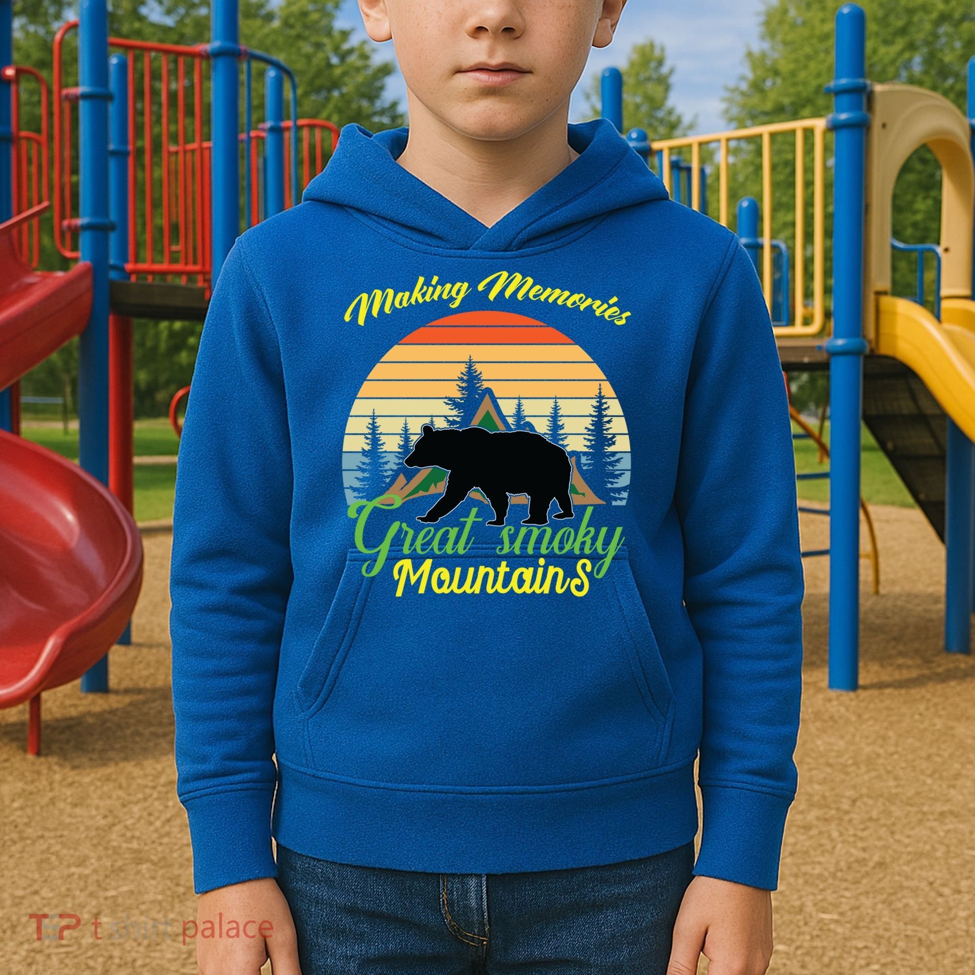 Making Memories Great Smoky Mountains Bear Tennessee Gift Kids Hoodie