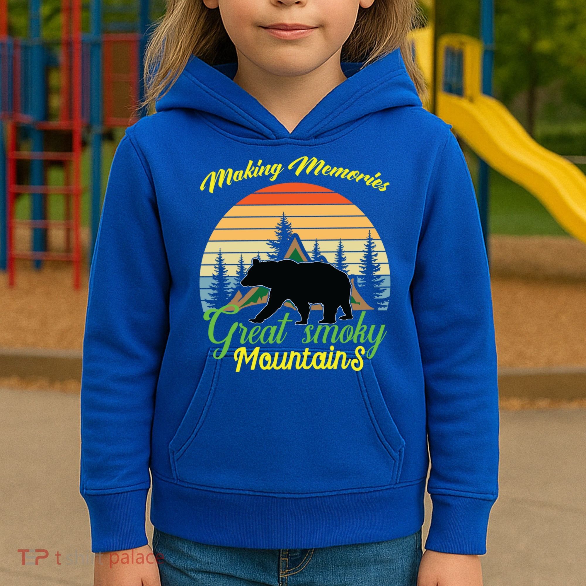 Making Memories Great Smoky Mountains Bear Tennessee Gift Kids Hoodie