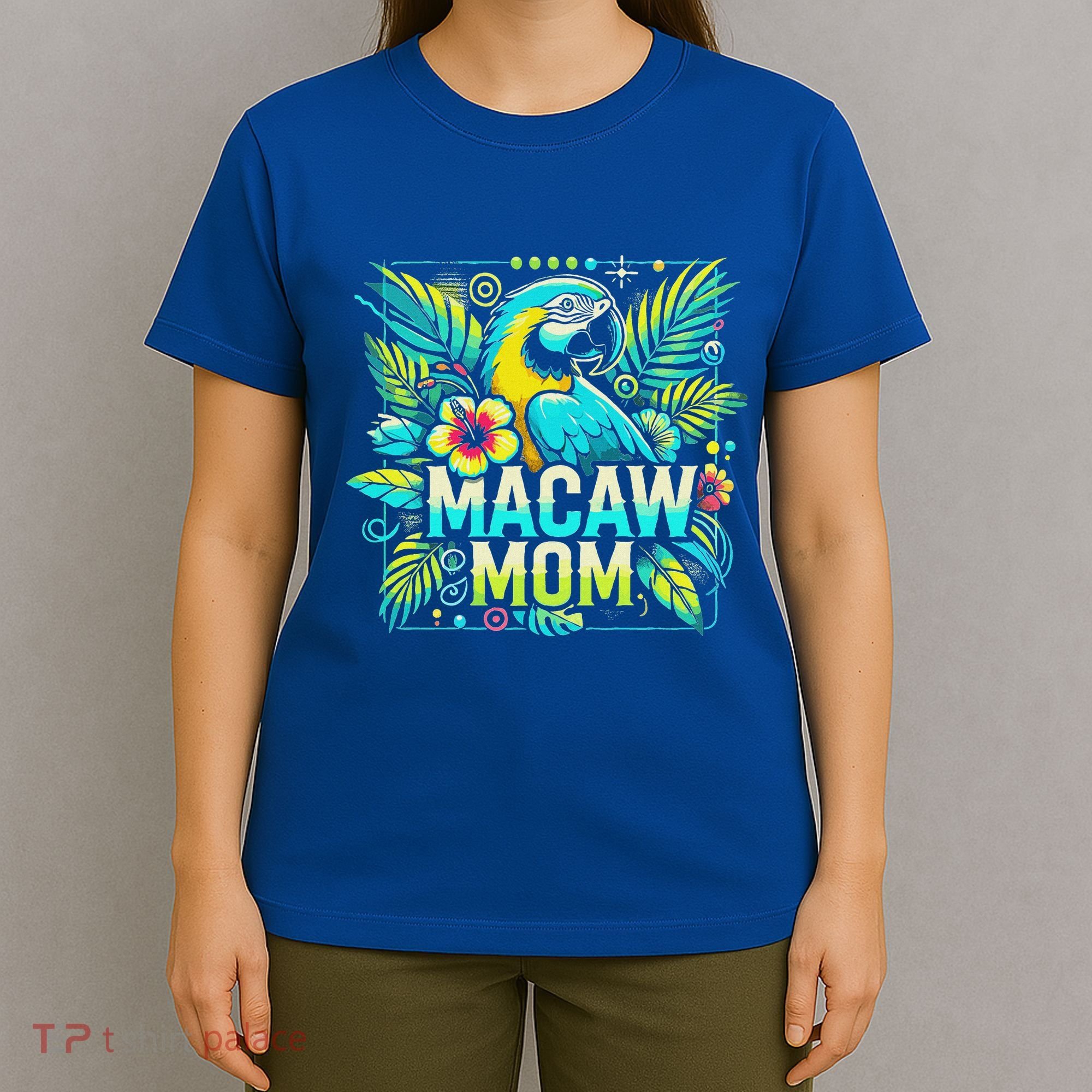 Macaw Mom T-Shirt