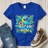 Macaw Mom Women's T-Shirt thumb 3