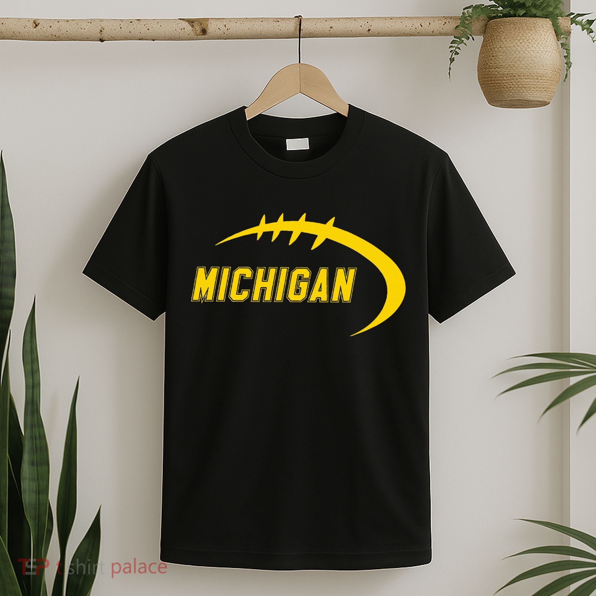 Michigan MI Throwback College Font Classic T-Shirt