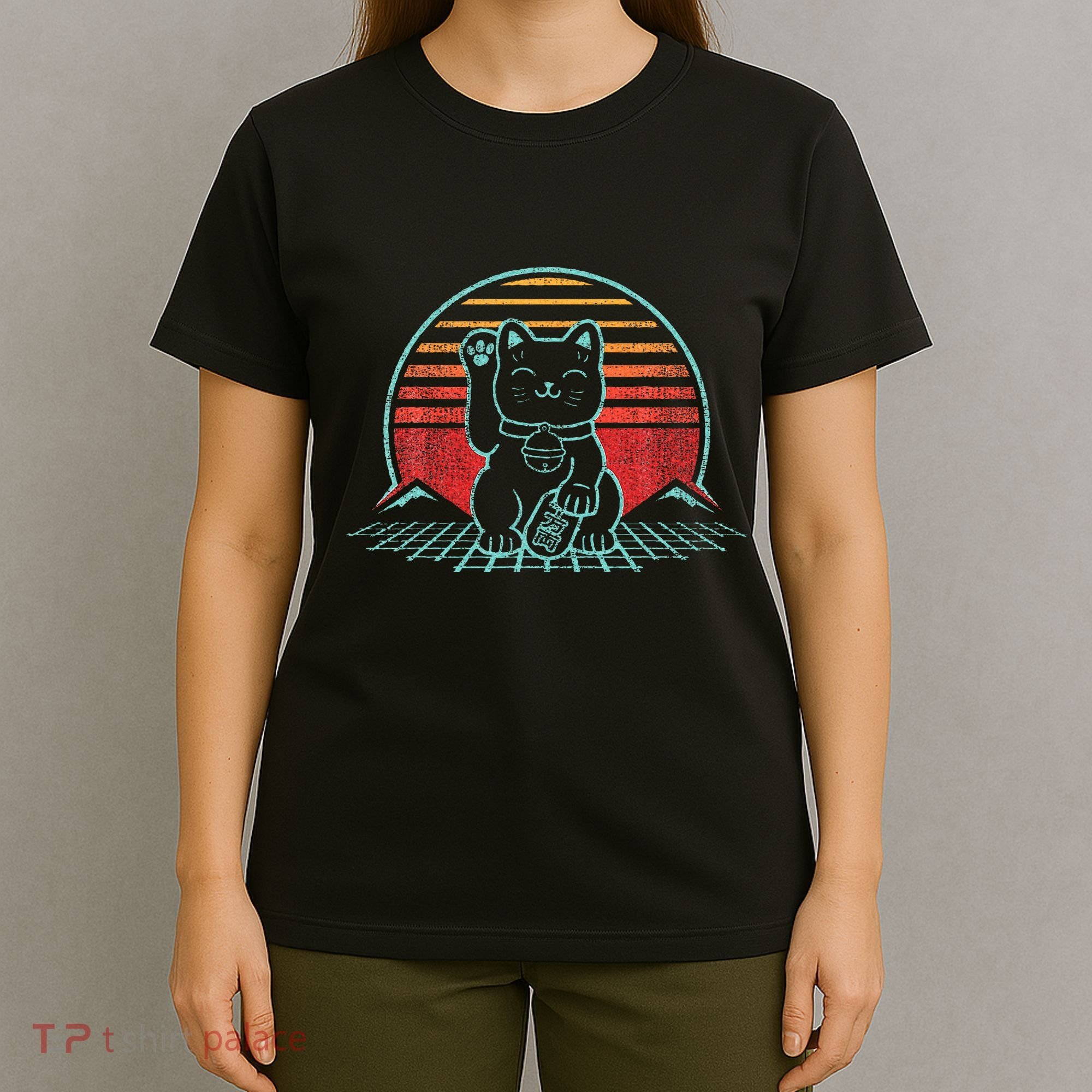 Maneki Neko Japanese Lucky Cat Retro Aesthetic Kawaii T-Shirt